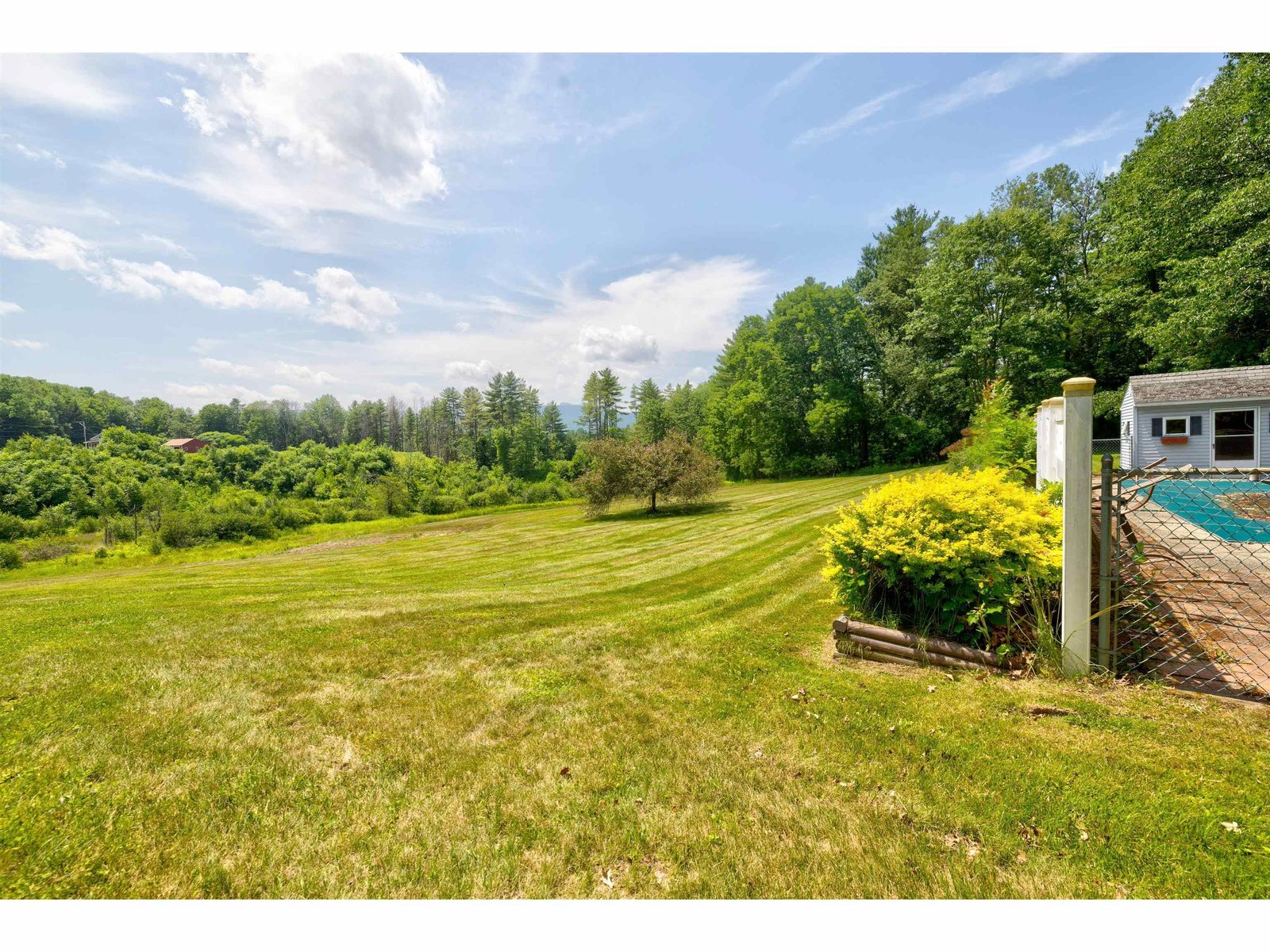 863 Perry Hill Road