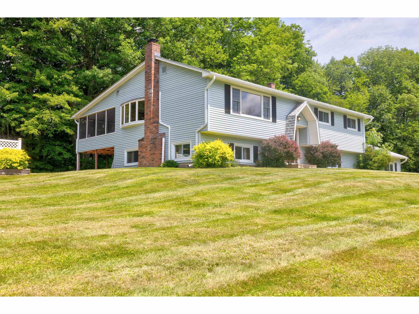 863 Perry Hill Road