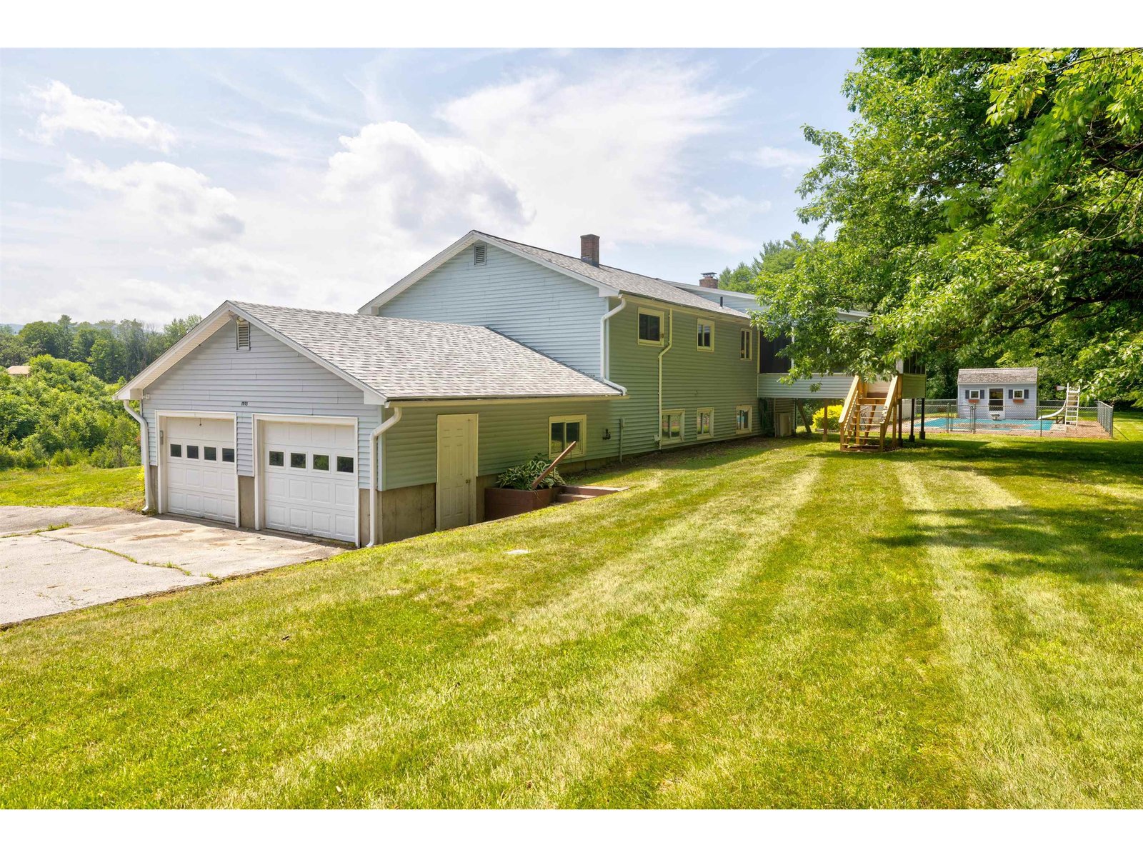 863 Perry Hill Road