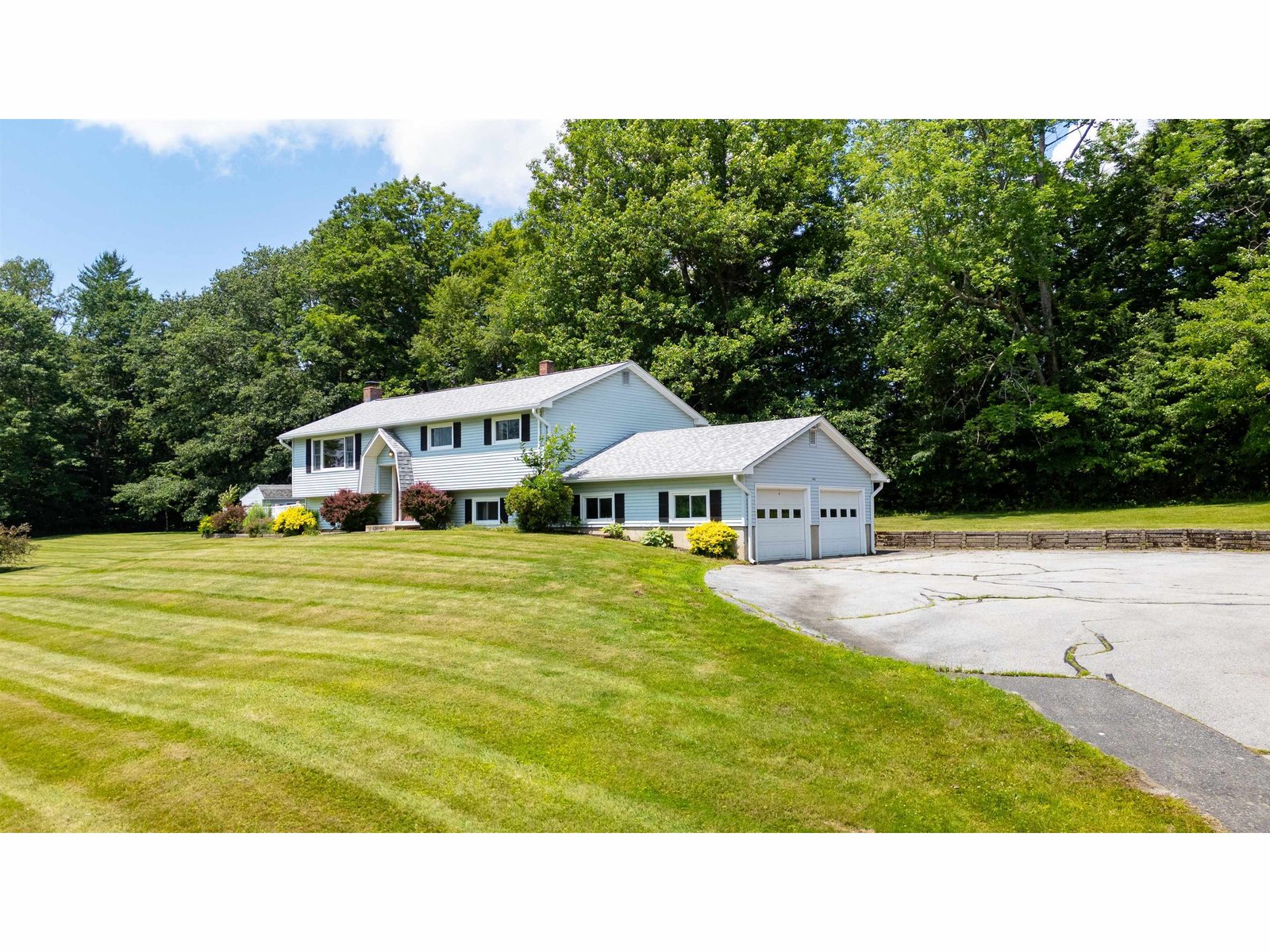 863 Perry Hill Road