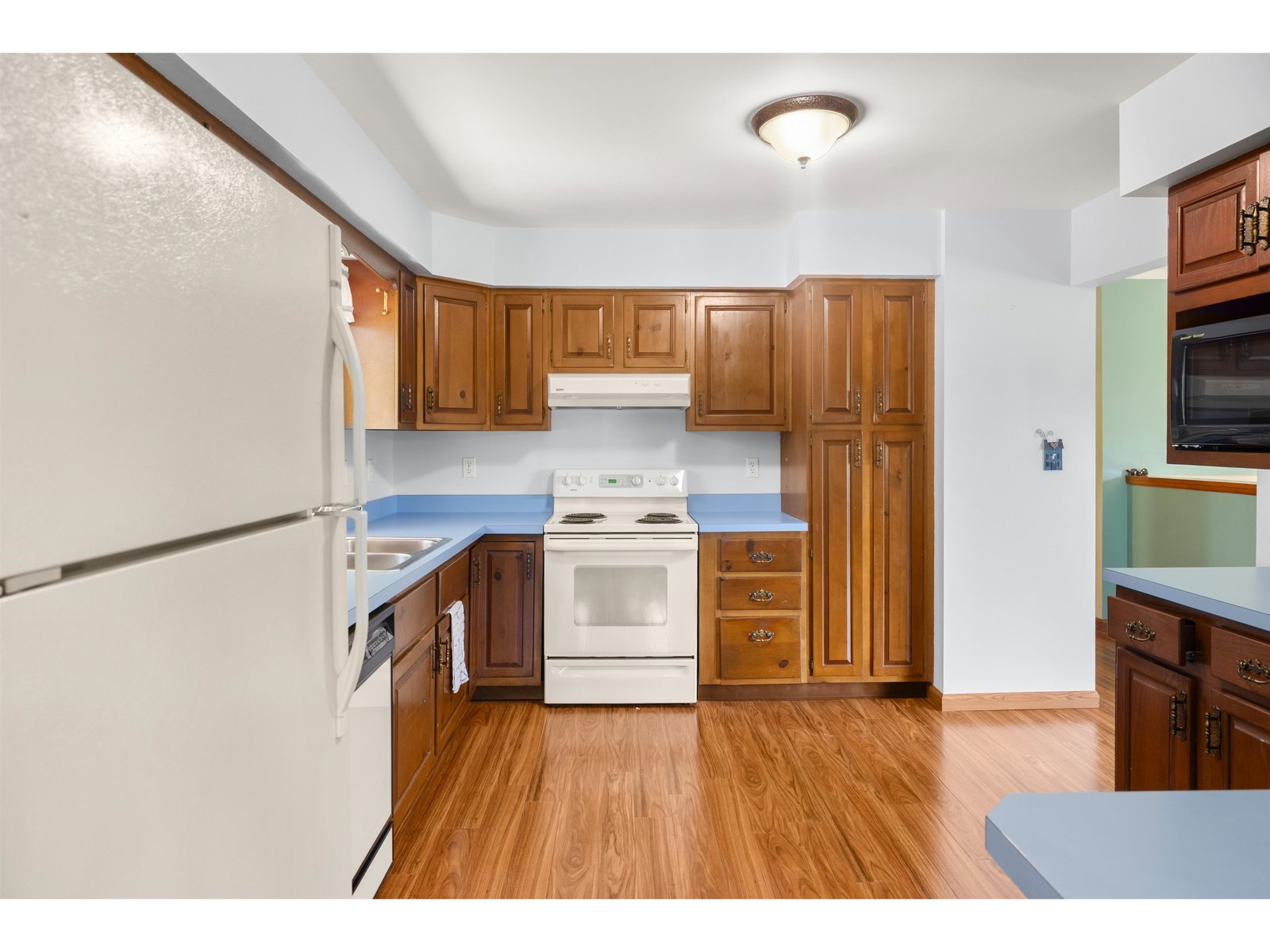 863 Perry Hill Road