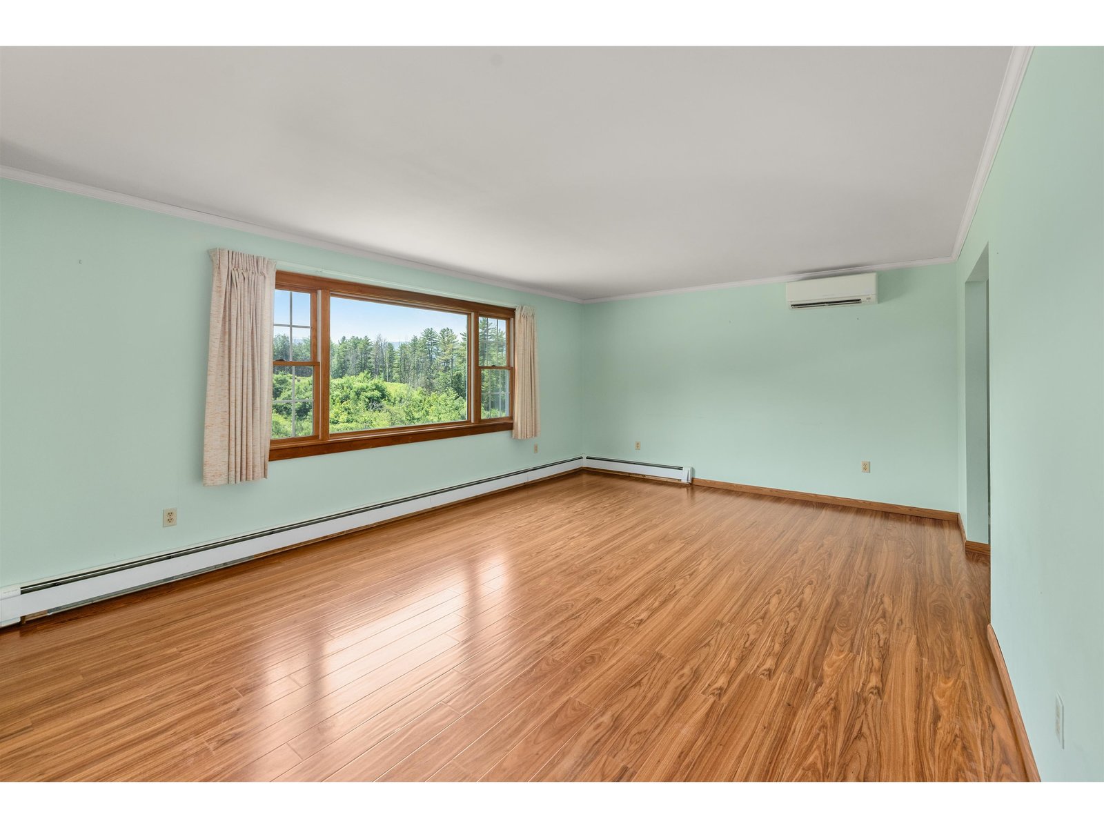 863 Perry Hill Road