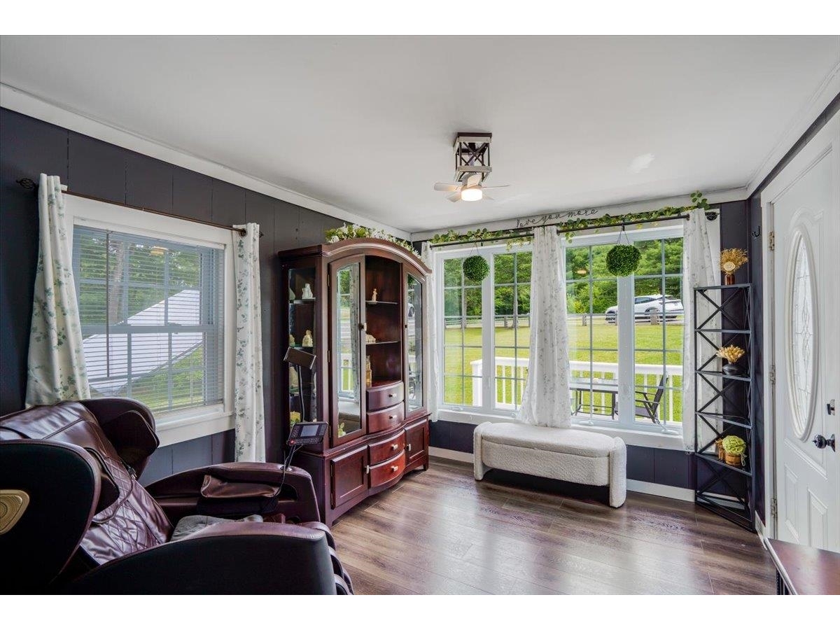 8642 Main Road