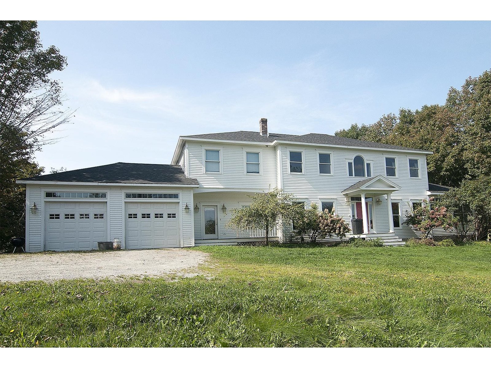 867 Foxwood Lane