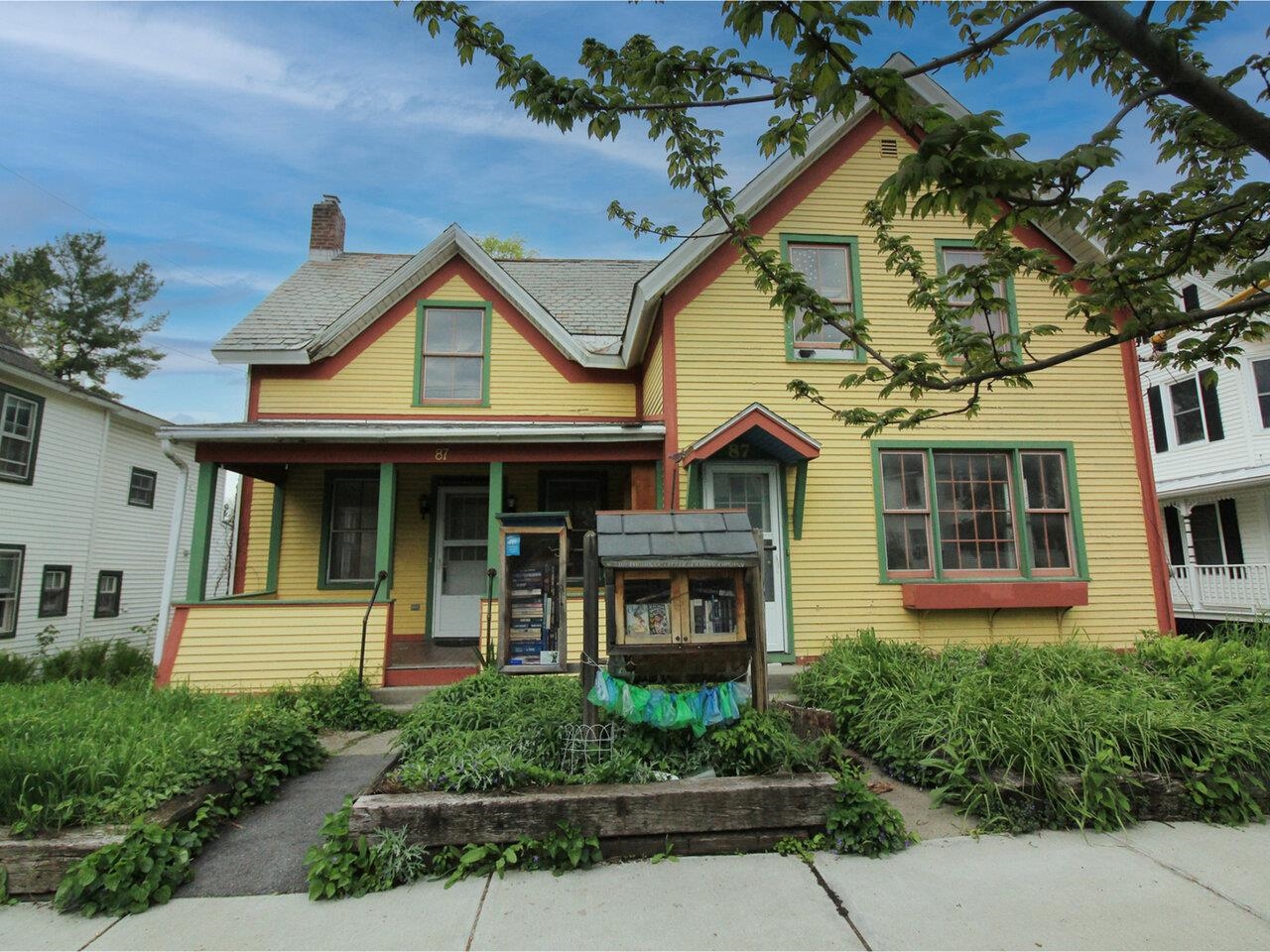 87-89 Intervale Avenue