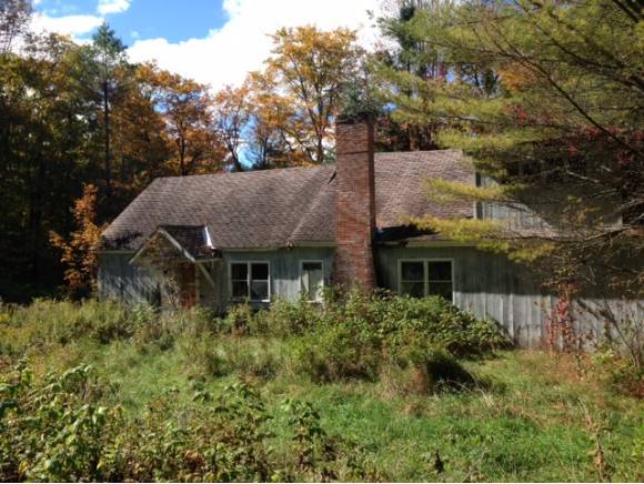 87 Bemis Farm Road