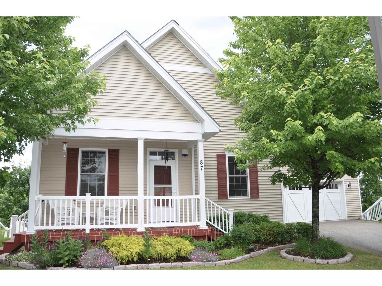 87 Cottage Lane