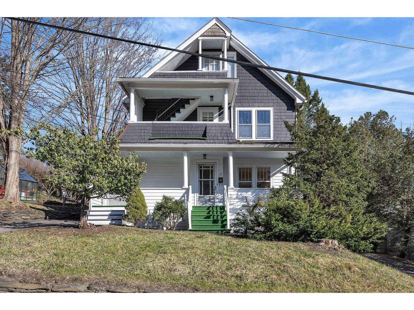 87 Currier Street