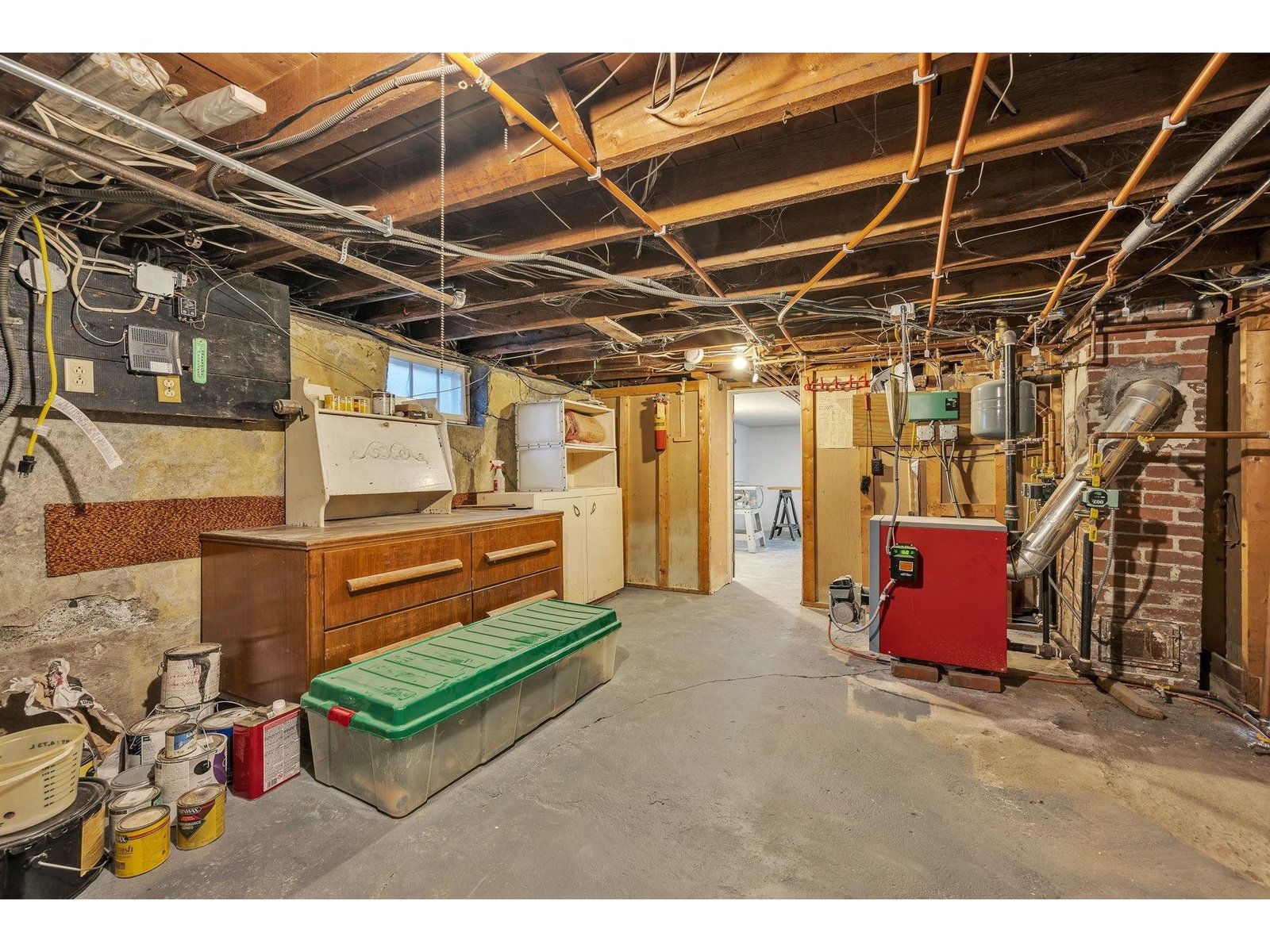 87 Currier Street