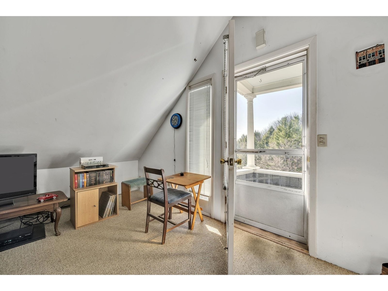 87 Currier Street