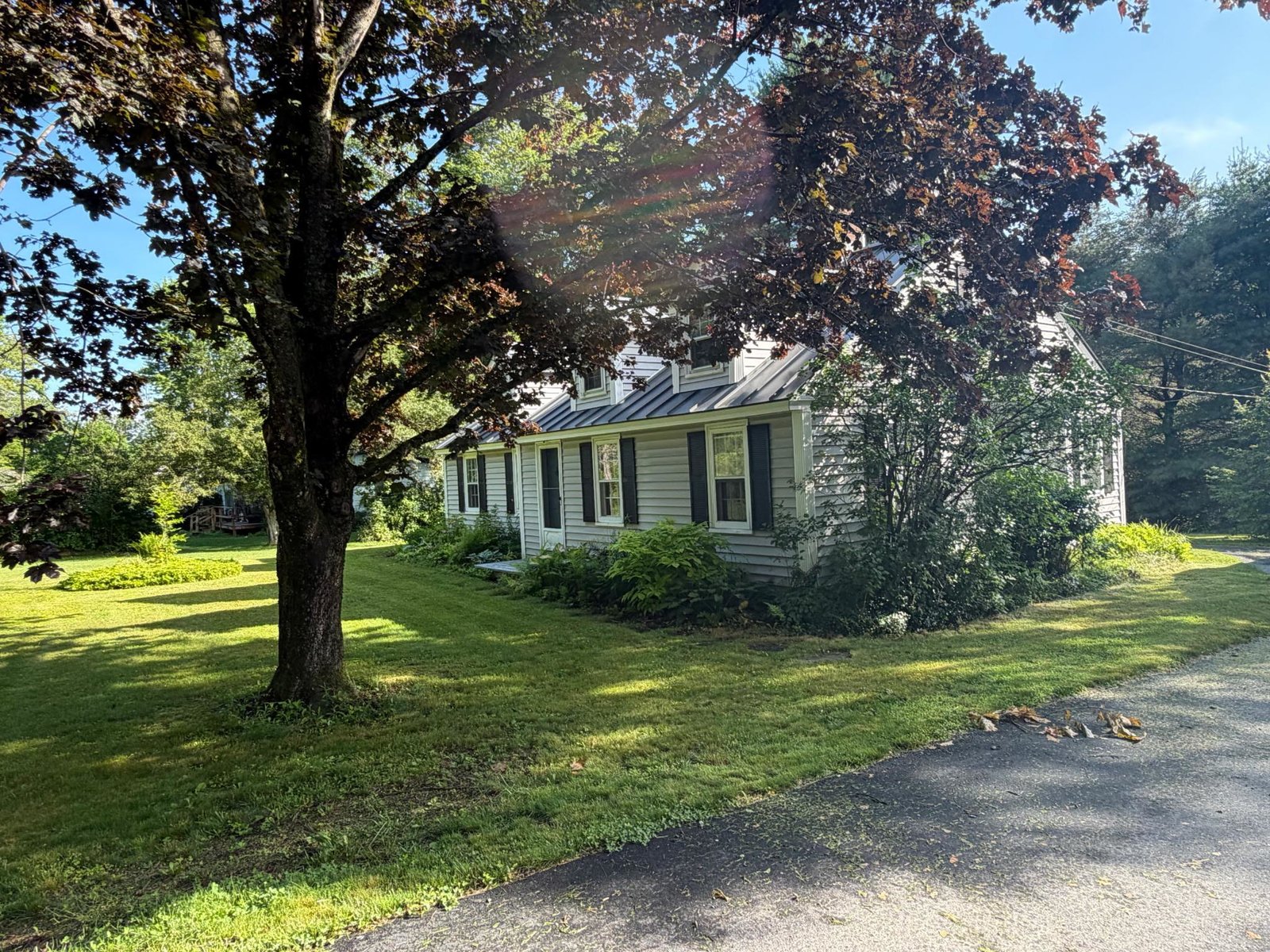 87 Fairground Road, Springfield