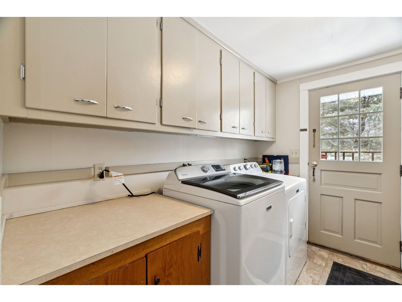 87 Fairground Road