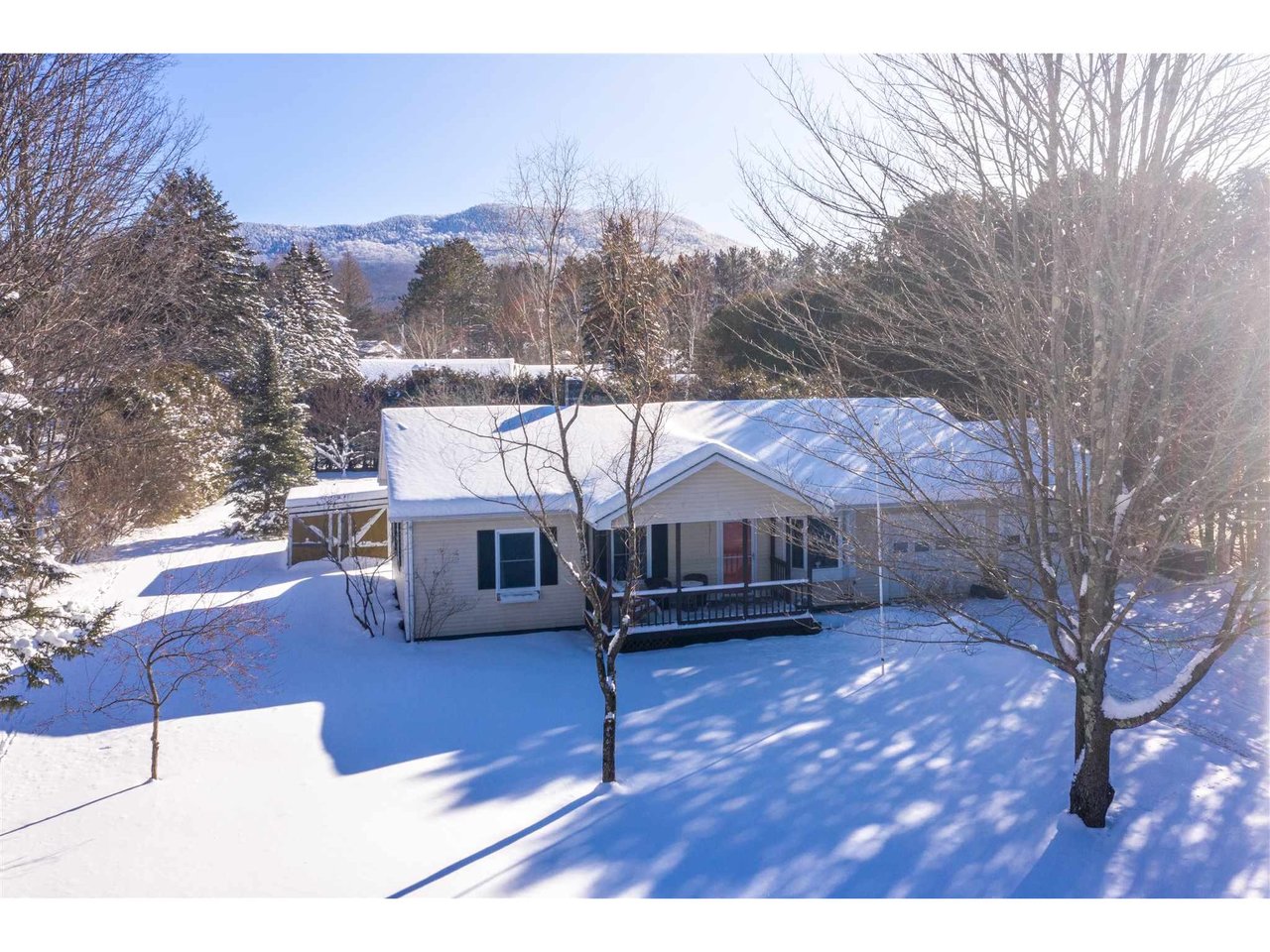 87 Fairwood Parkway West