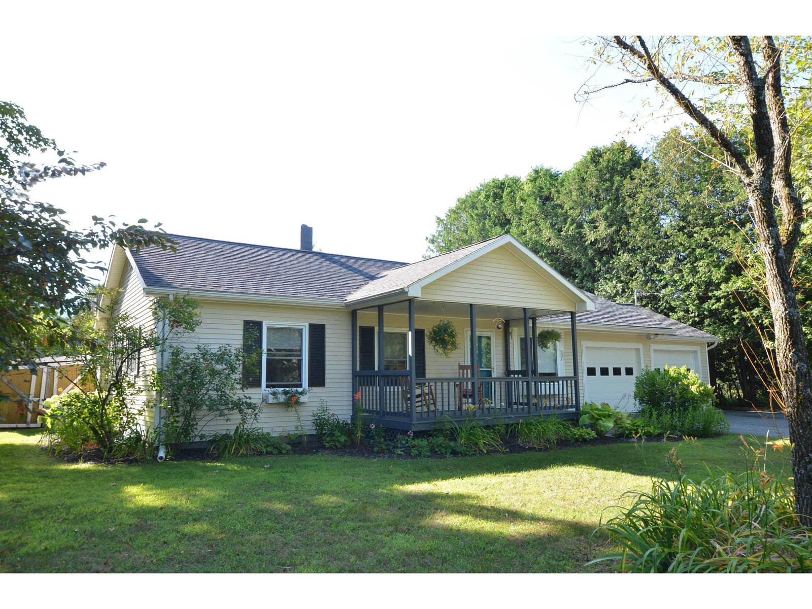 87 Fairwood Parkway West