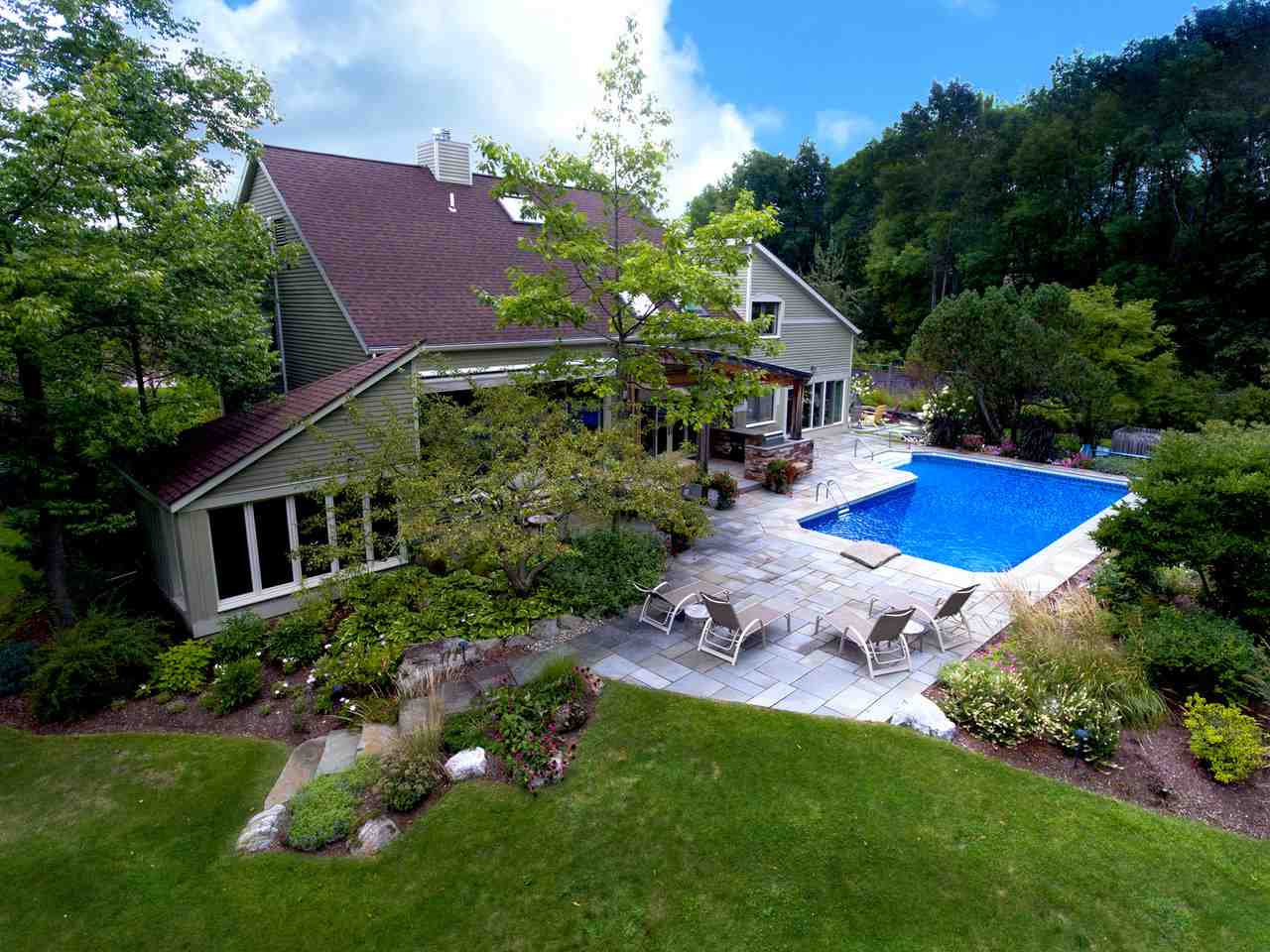 87 Harvest Lane