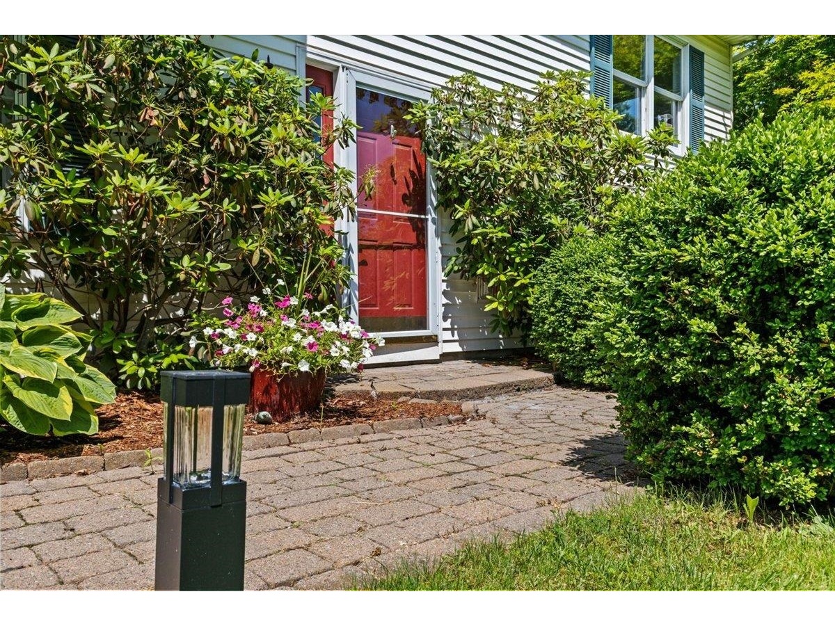 87 Morgan Parkway