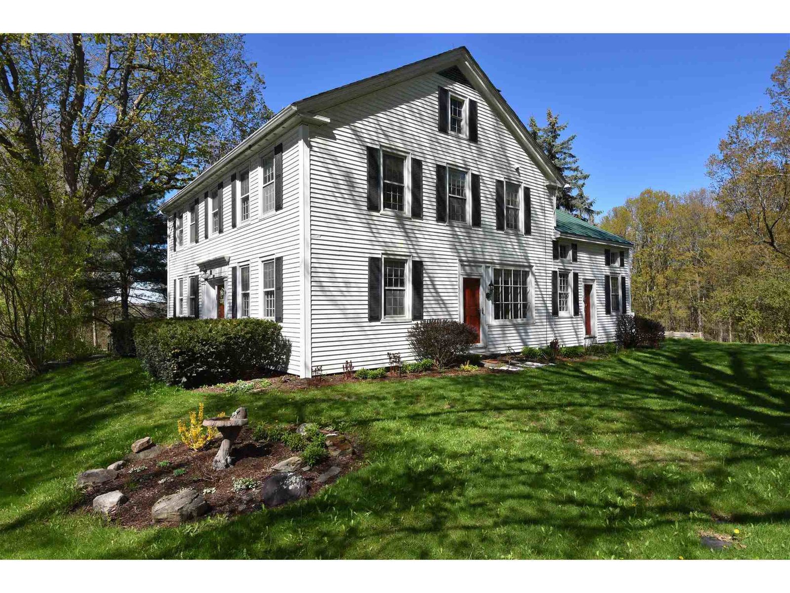 87 Raymond Hill Road
