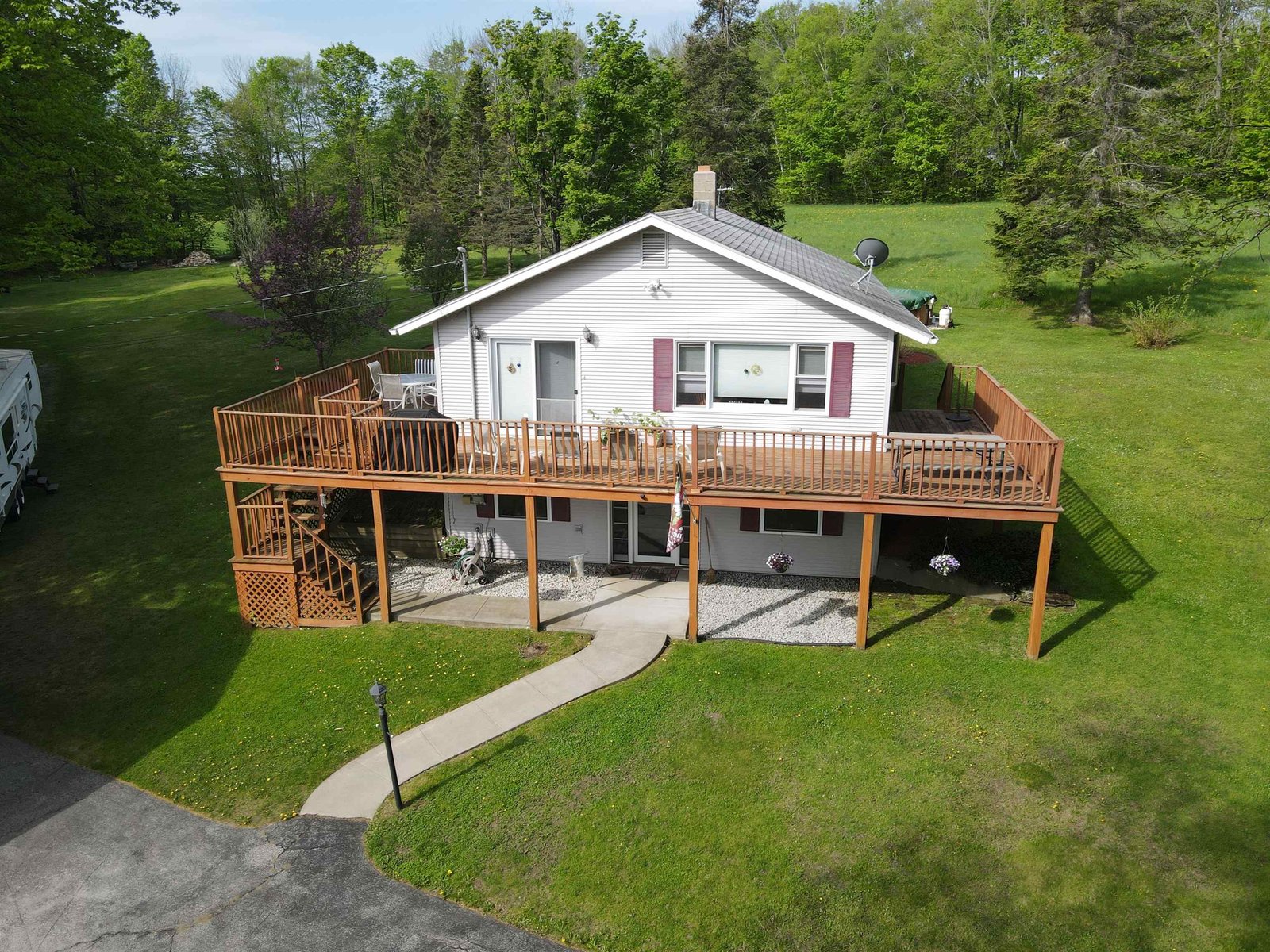 87 Stage Road, Brookfield