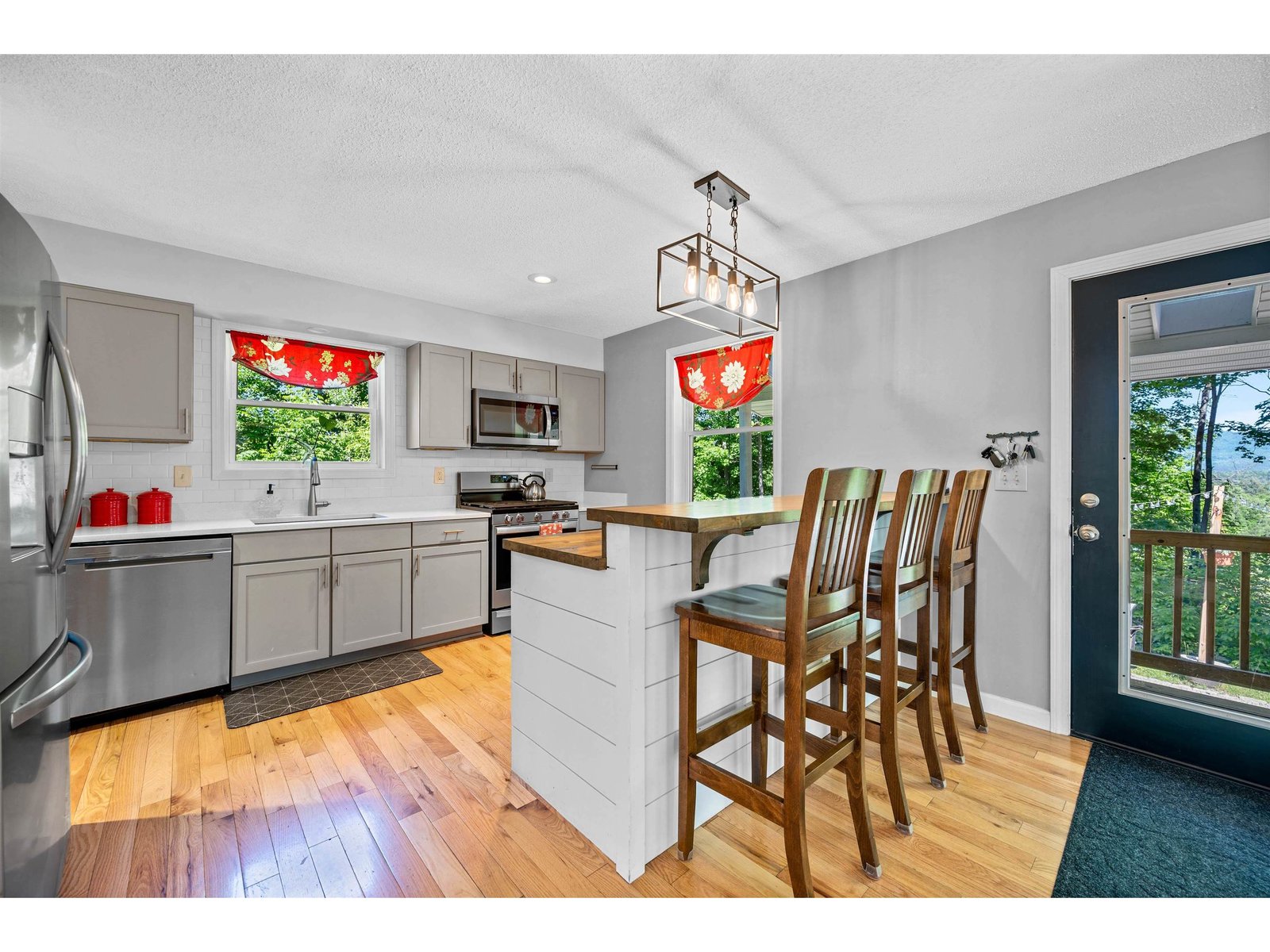 872 Golf Course Road