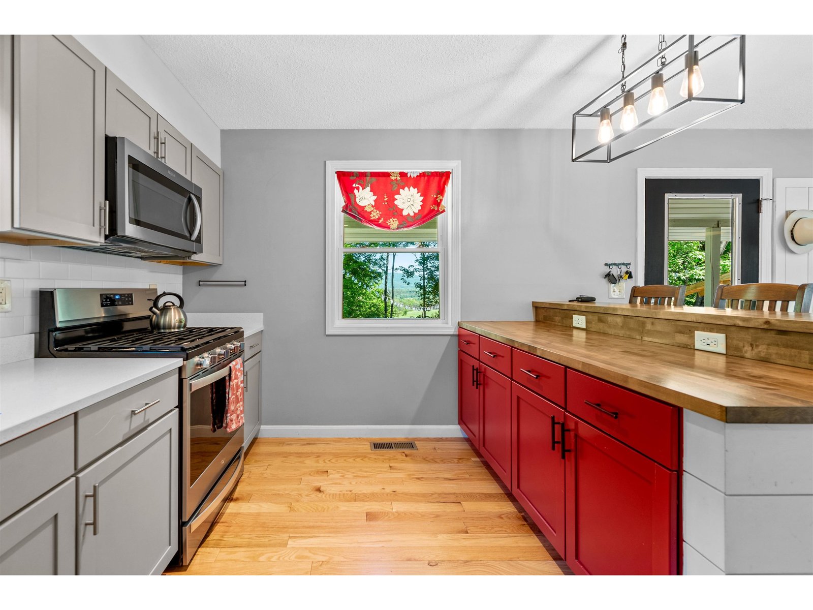 872 Golf Course Road
