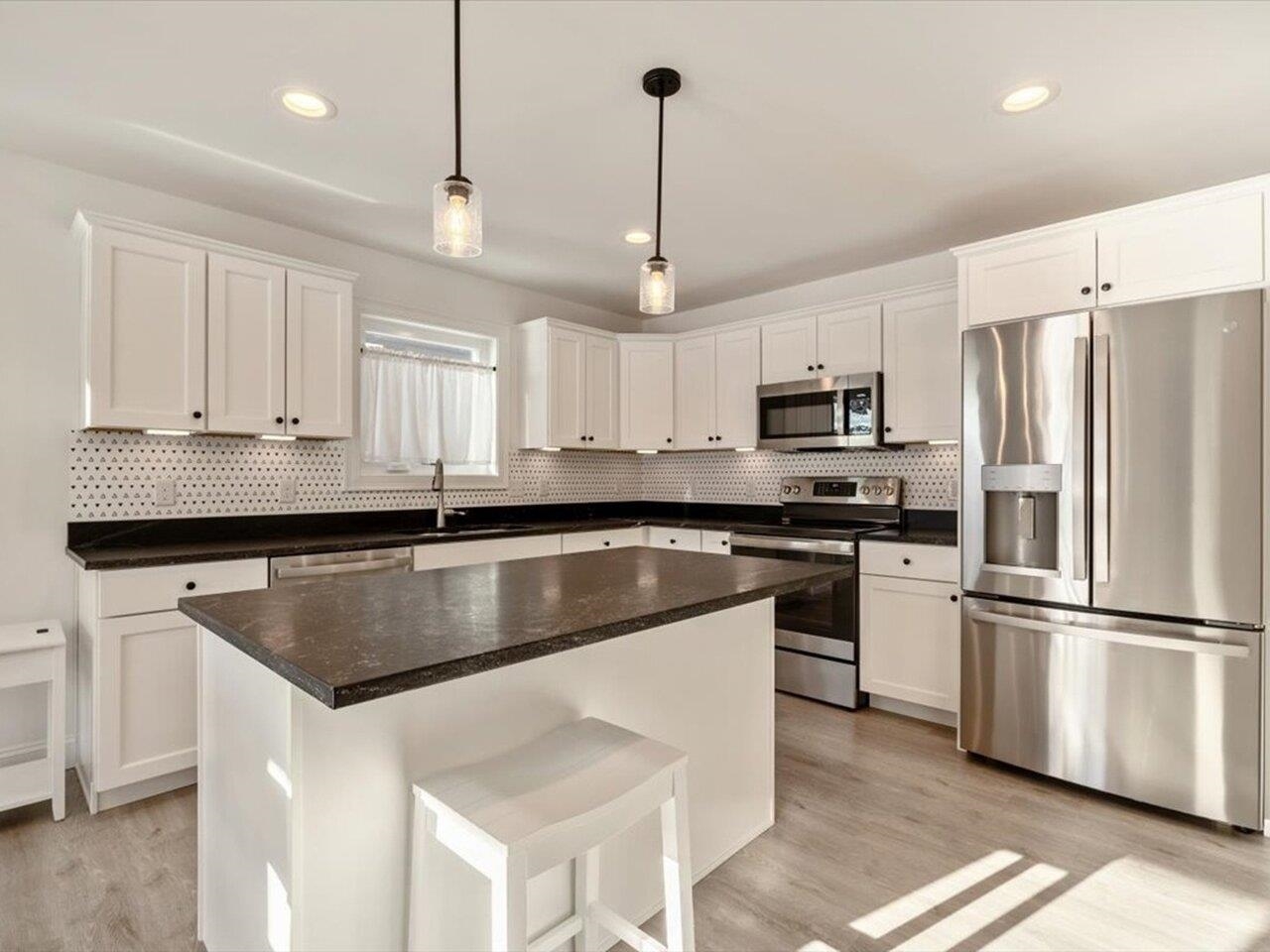 872 Harbor View Drive