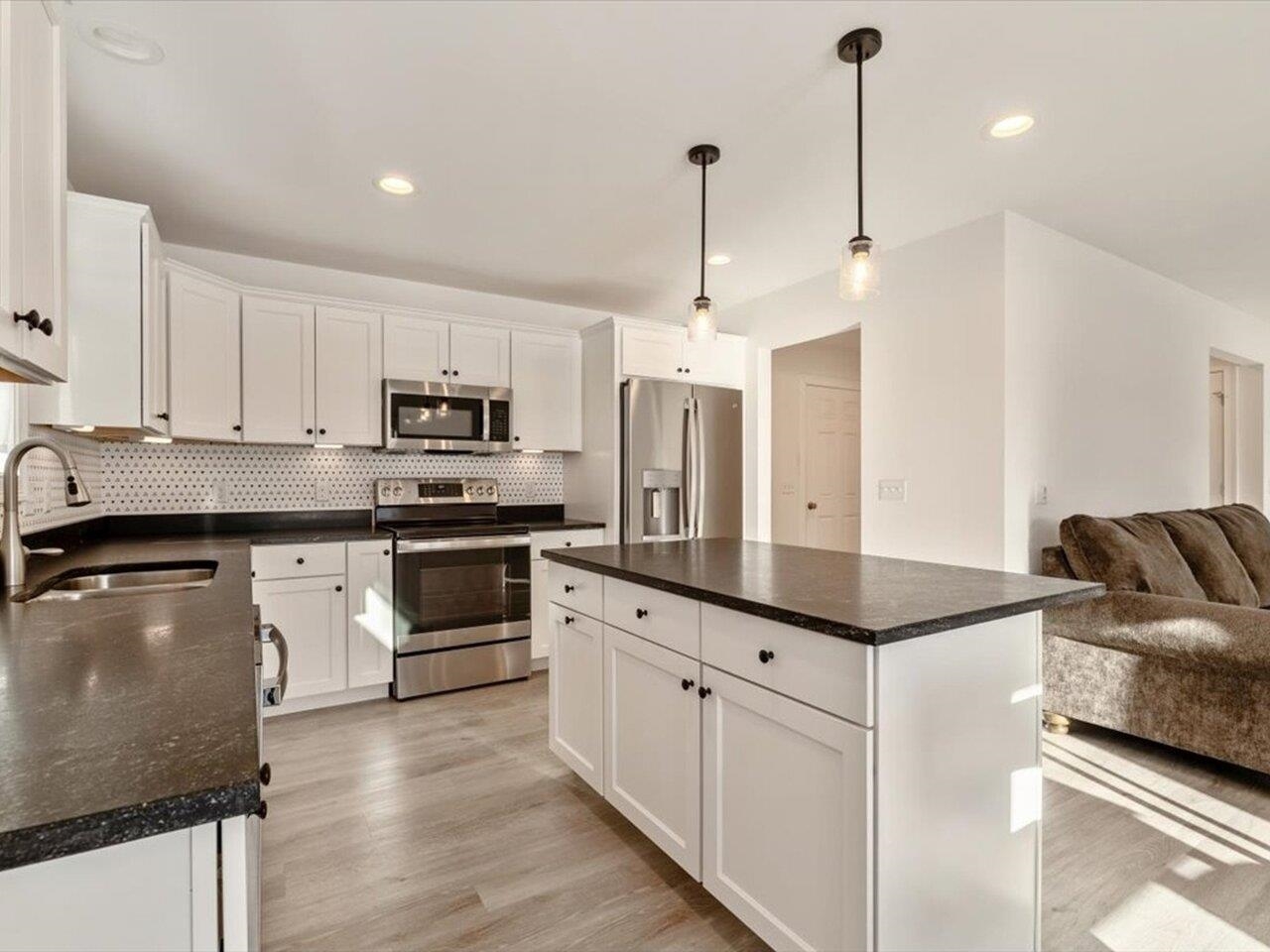872 Harbor View Drive