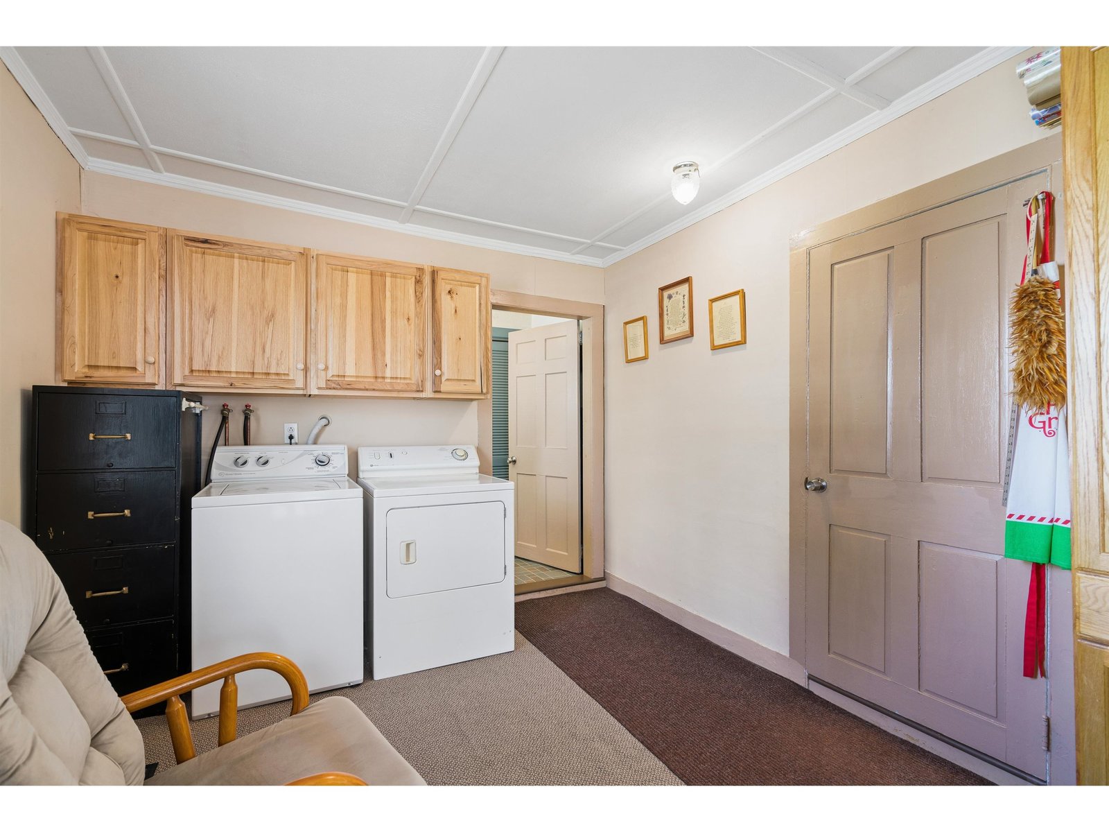 Bonus room off of kitchen before exiting onto back deck