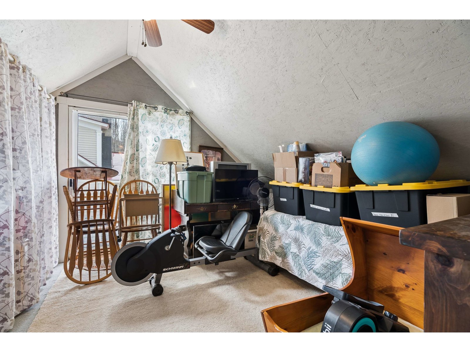 Three season storage area
