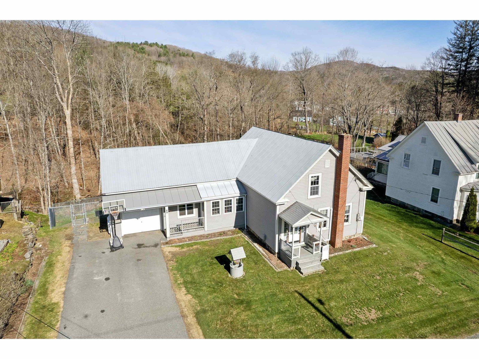 Aerial of front of house from Happy Valley Road