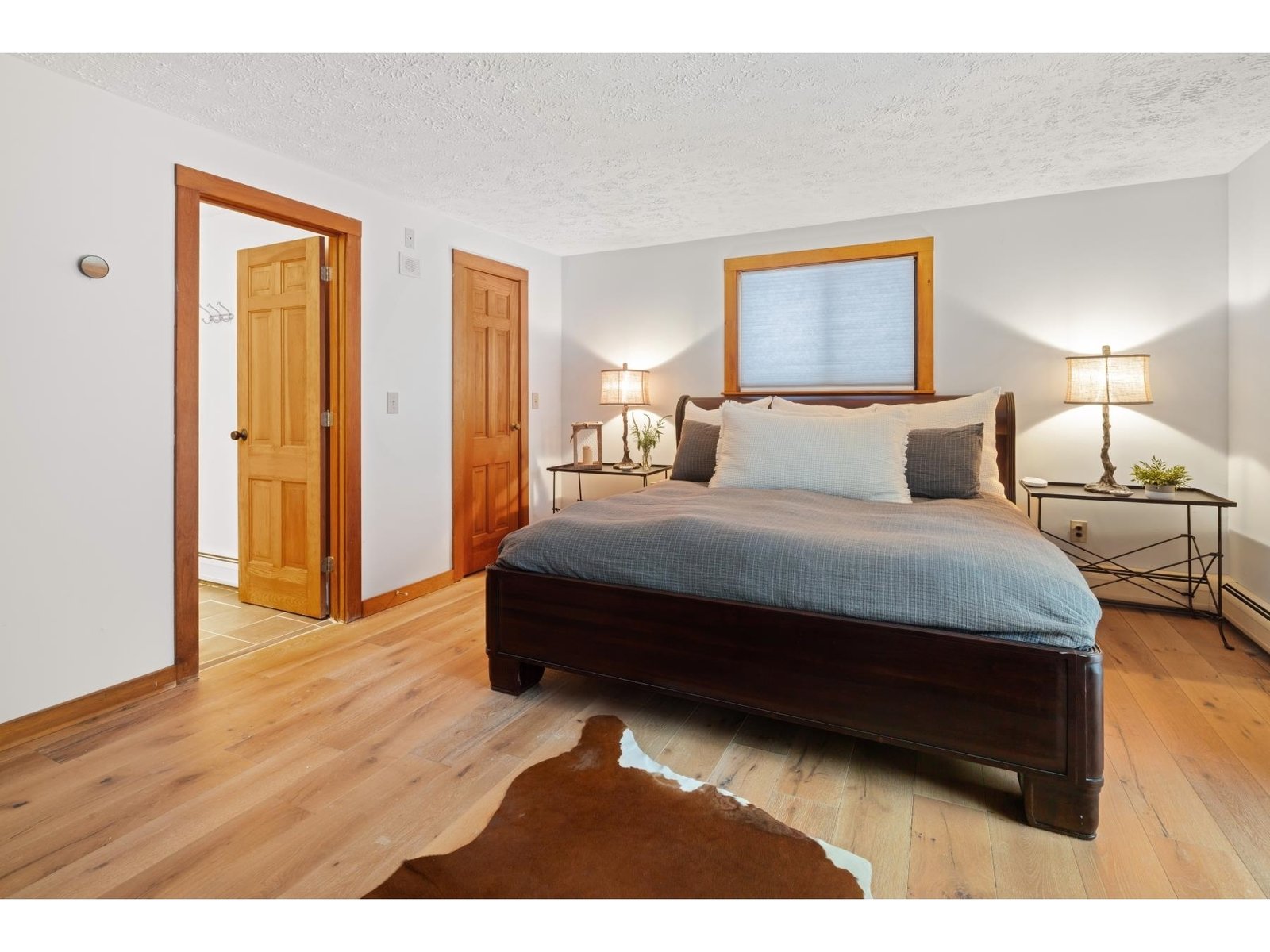 Large walk-in closet