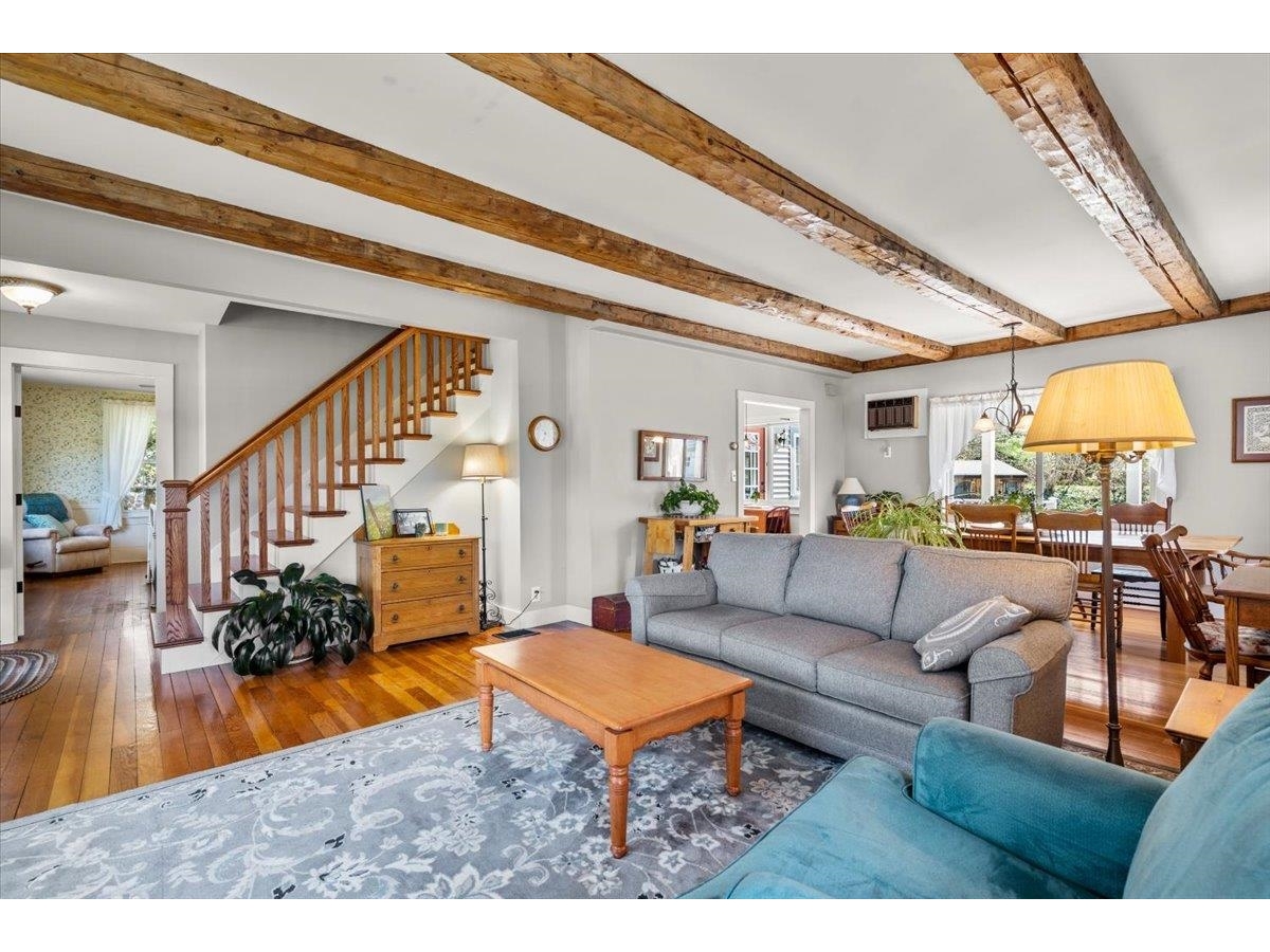 880 South Barre Road