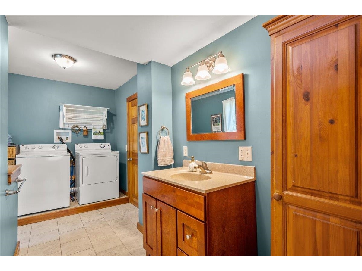 1st floor laundry