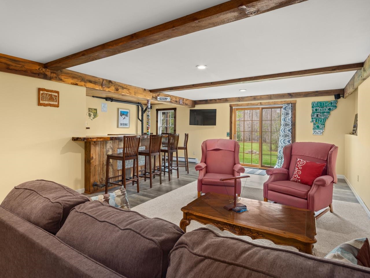 880 Stonefence Road