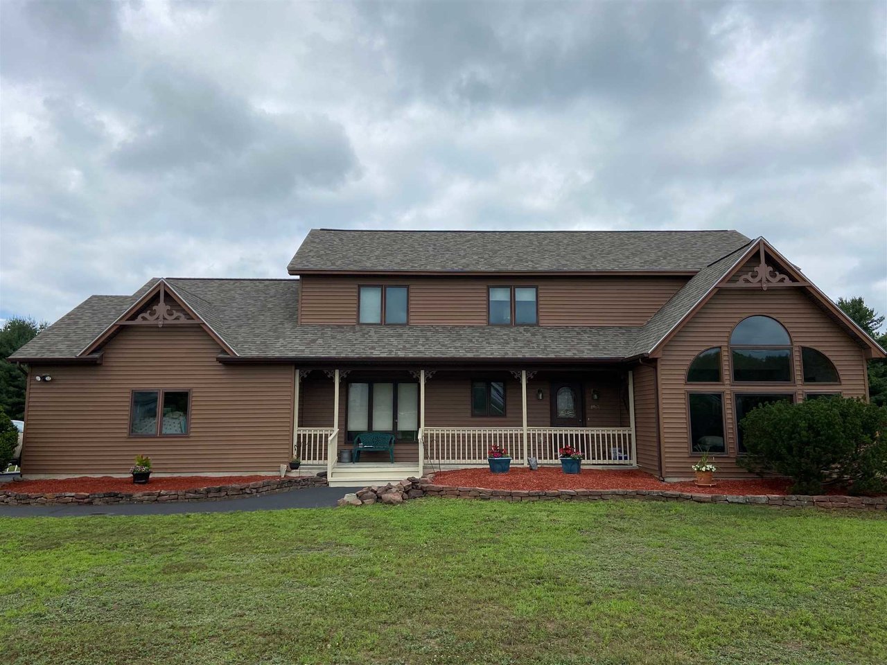 883 Stonebridge Road