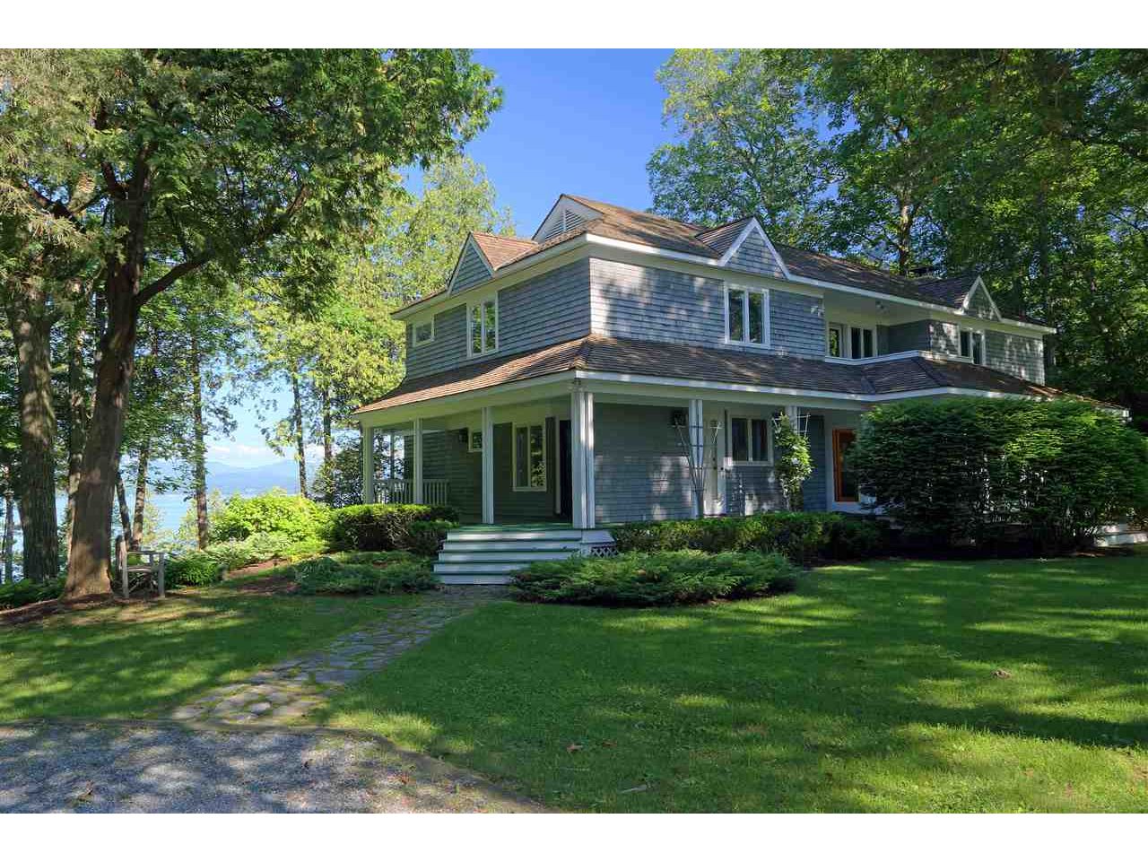 884 Arnold Bay Road Ferrisburgh, Vermont Sold in 2017