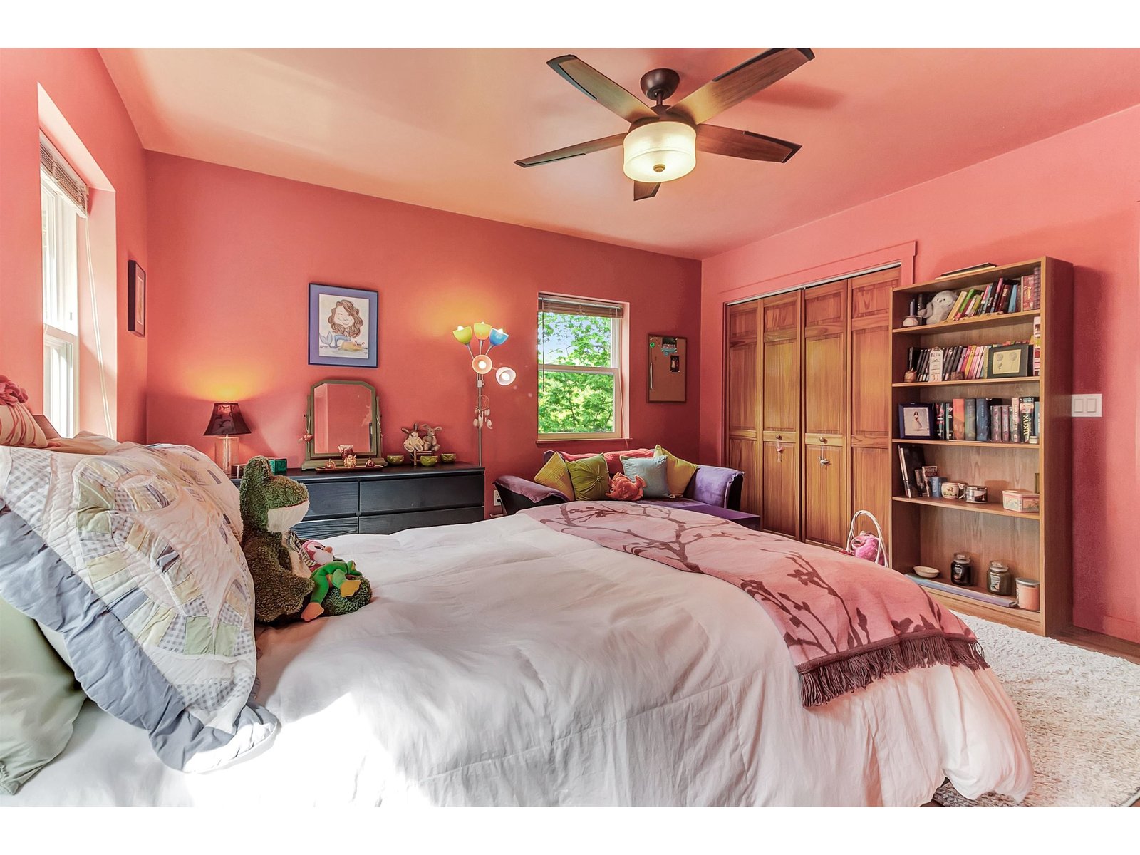 bed 2 (2nd floor)