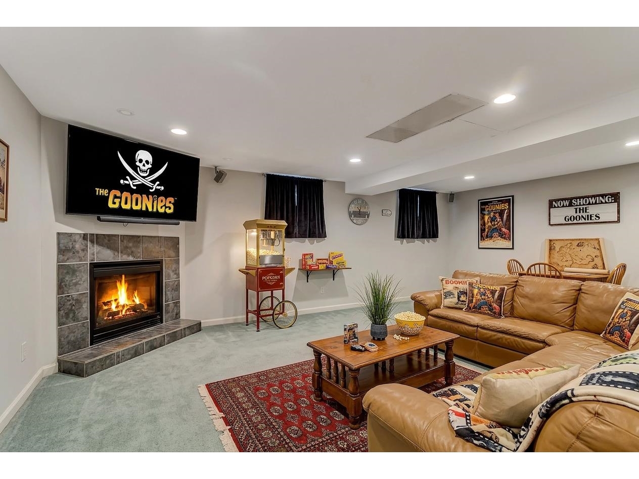 virtual staged as a movie theatre