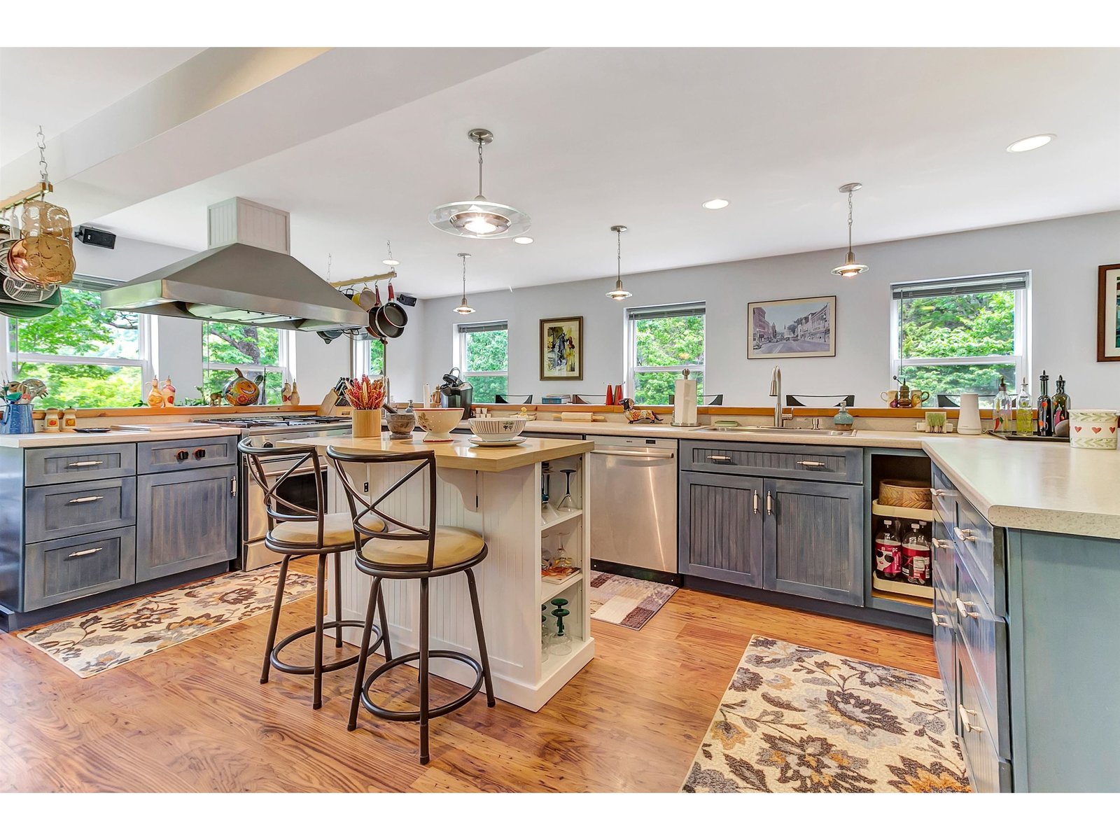 884 Bridgewater Center Road