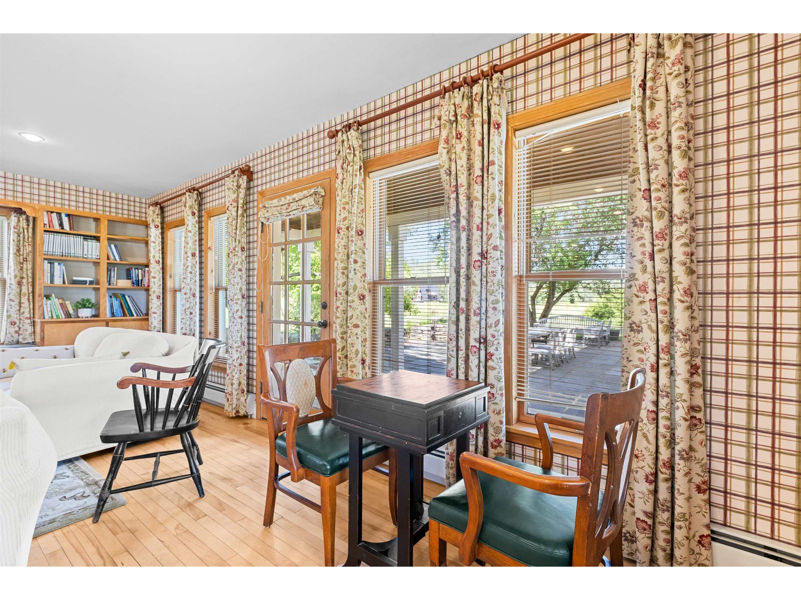 884 Darling Hill Road