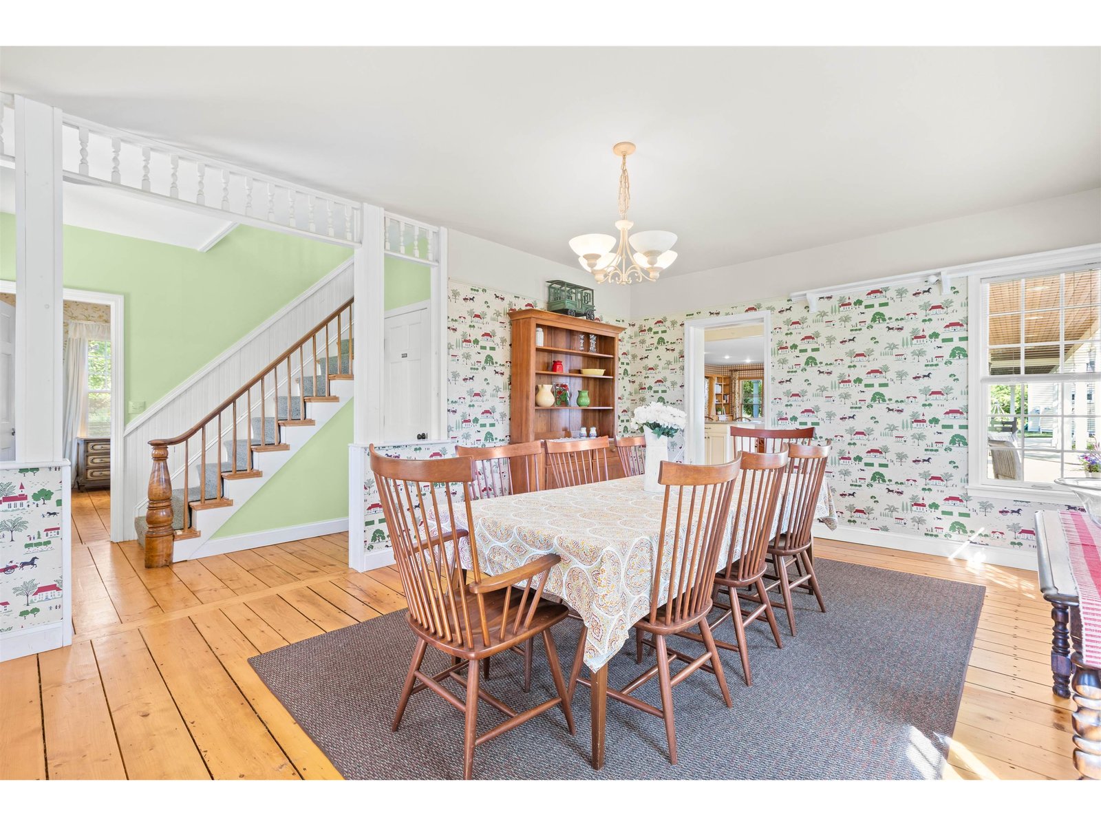 884 Darling Hill Road