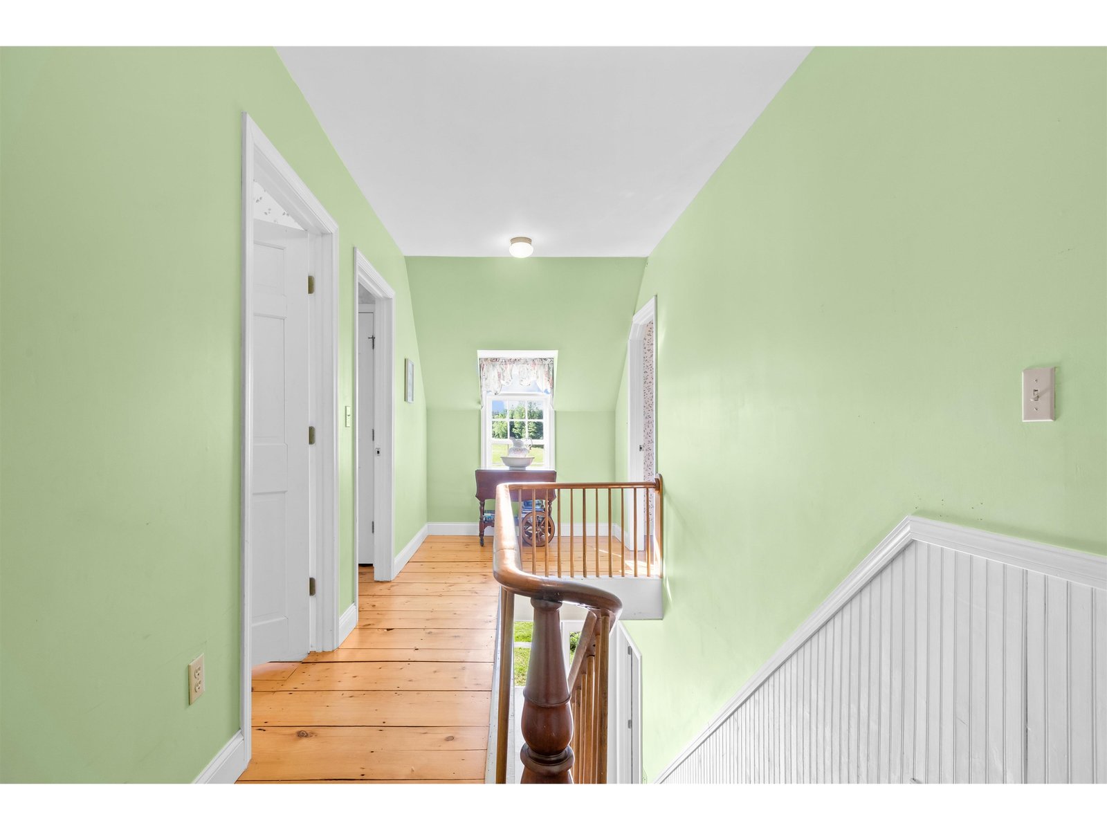 884 Darling Hill Road