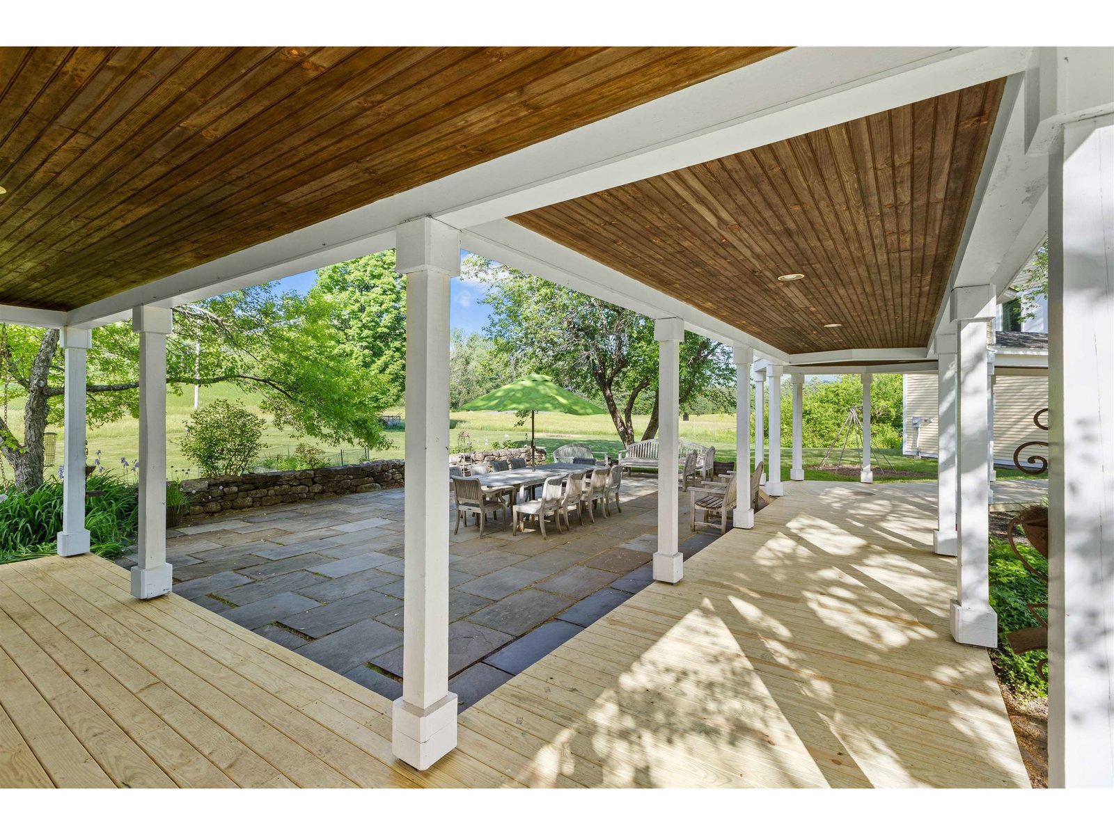884 Darling Hill Road