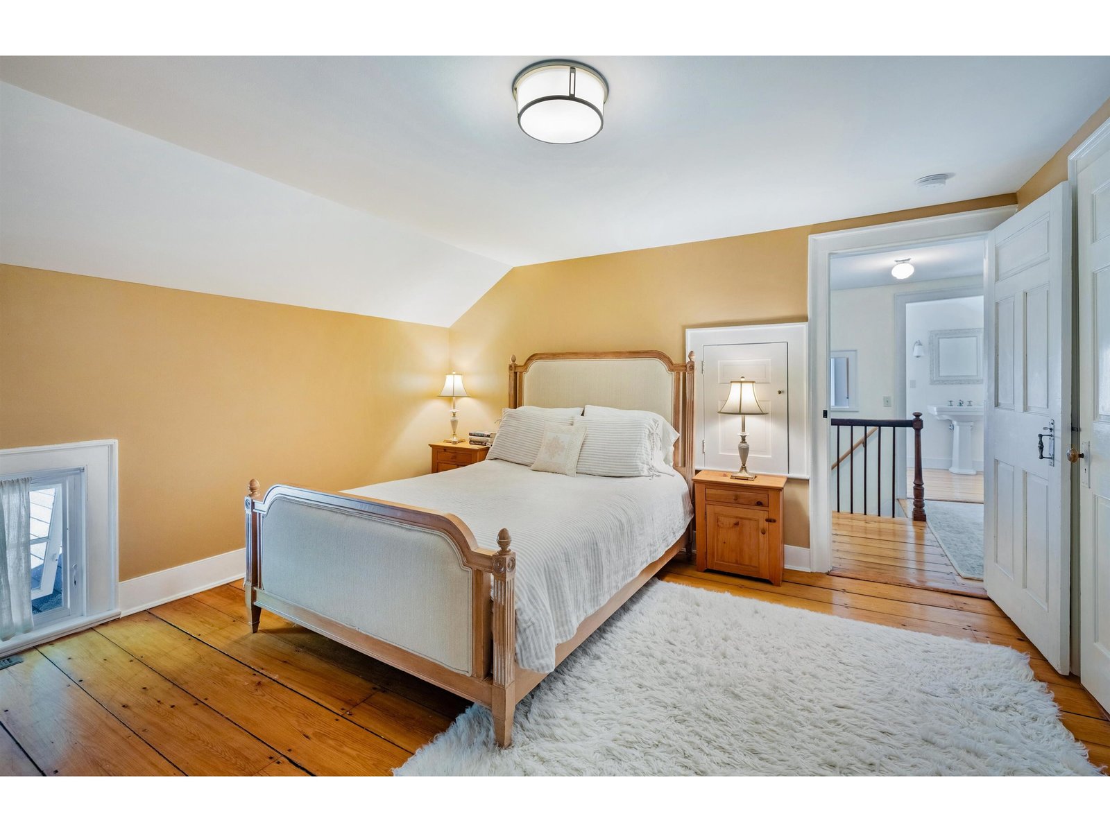 888 Botsford Road