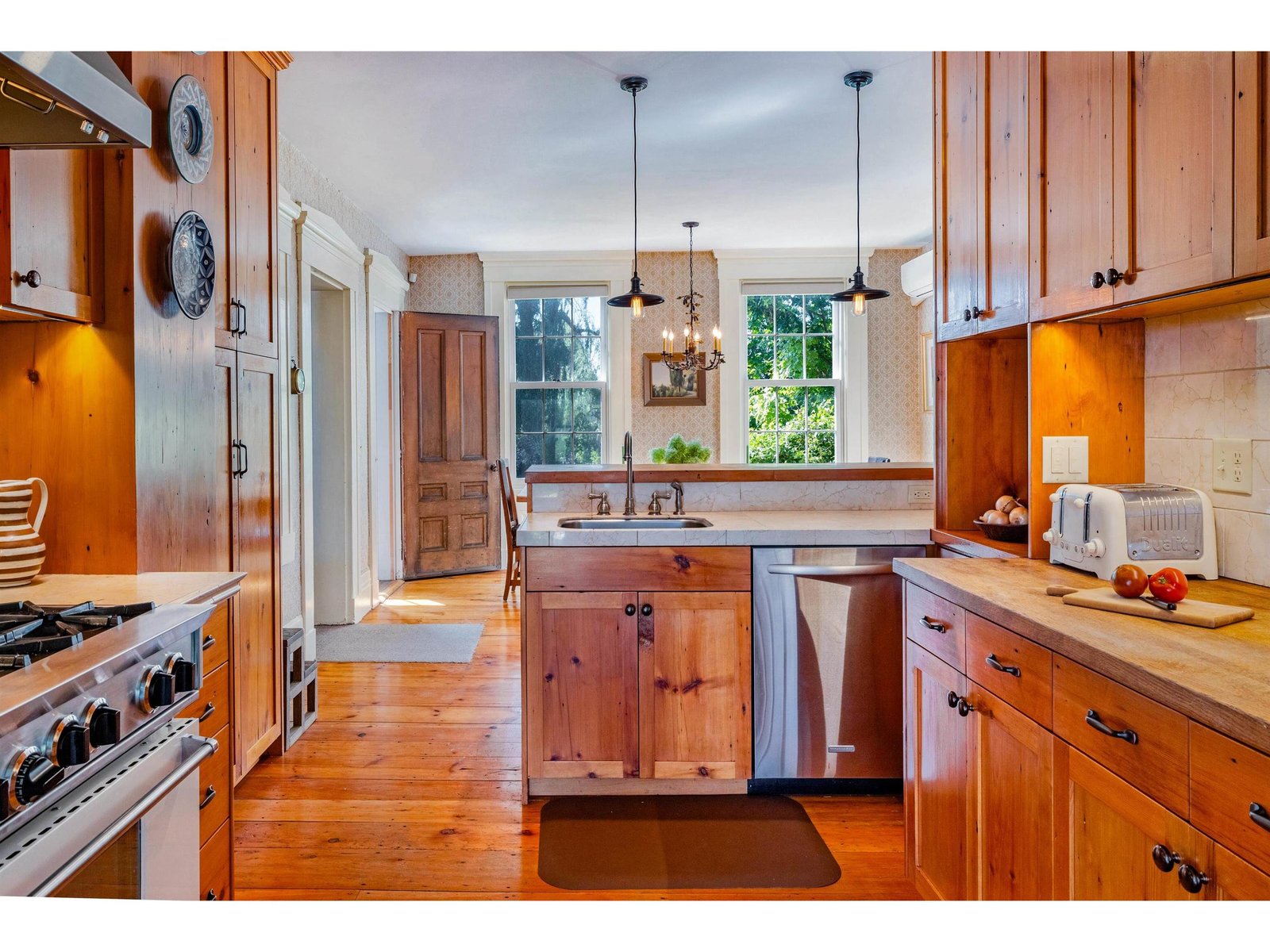 888 Botsford Road