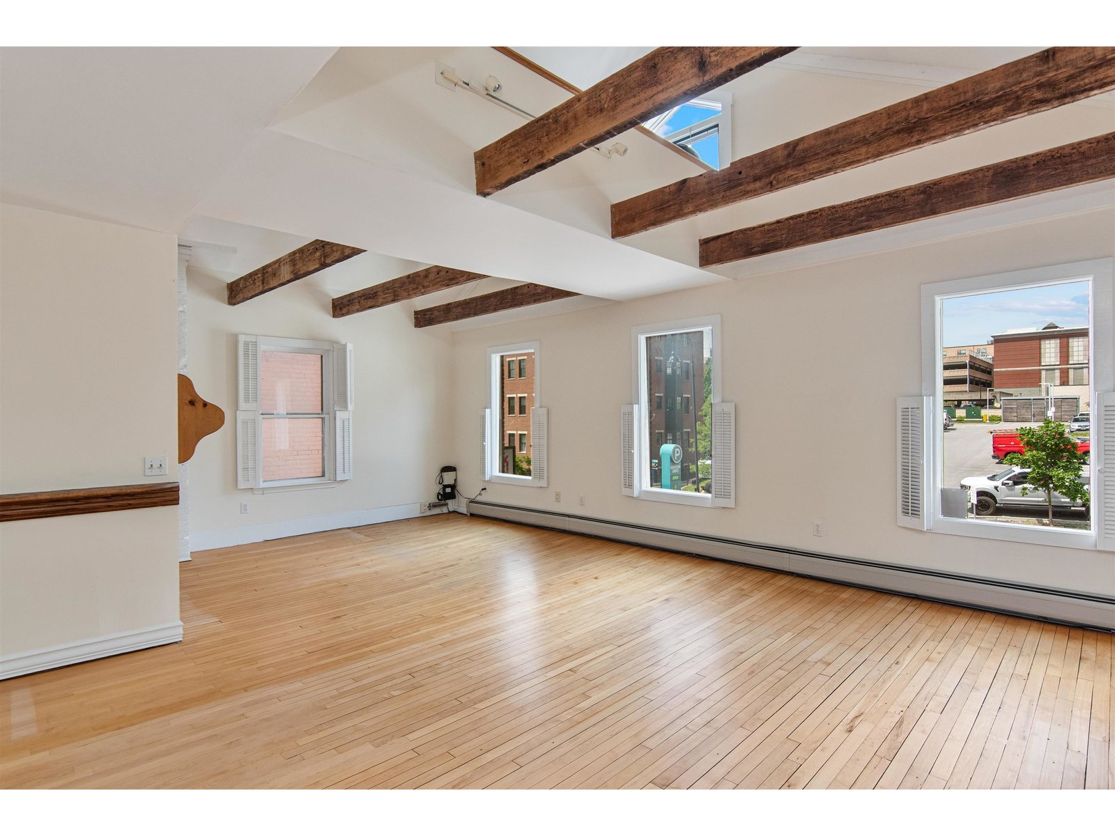 89 College Street, Unit Unit A-2