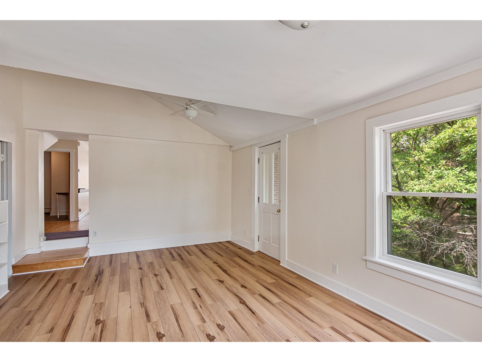 89 College Street, Unit Unit A-2