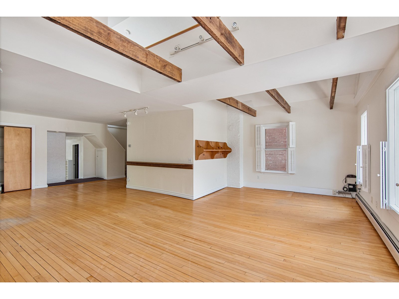 89 College Street, Unit Unit A-2
