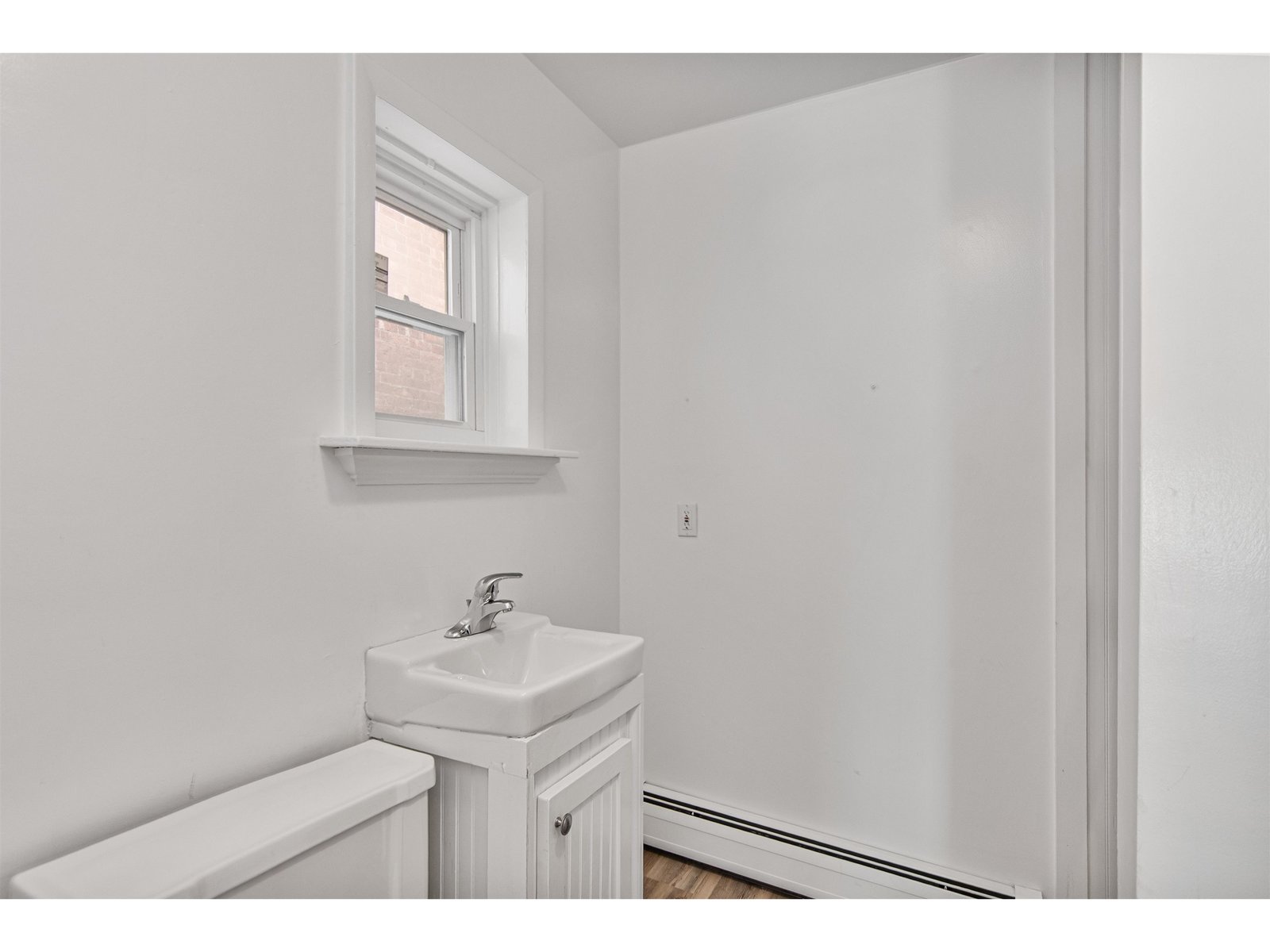 89 College Street, Unit Unit A-2