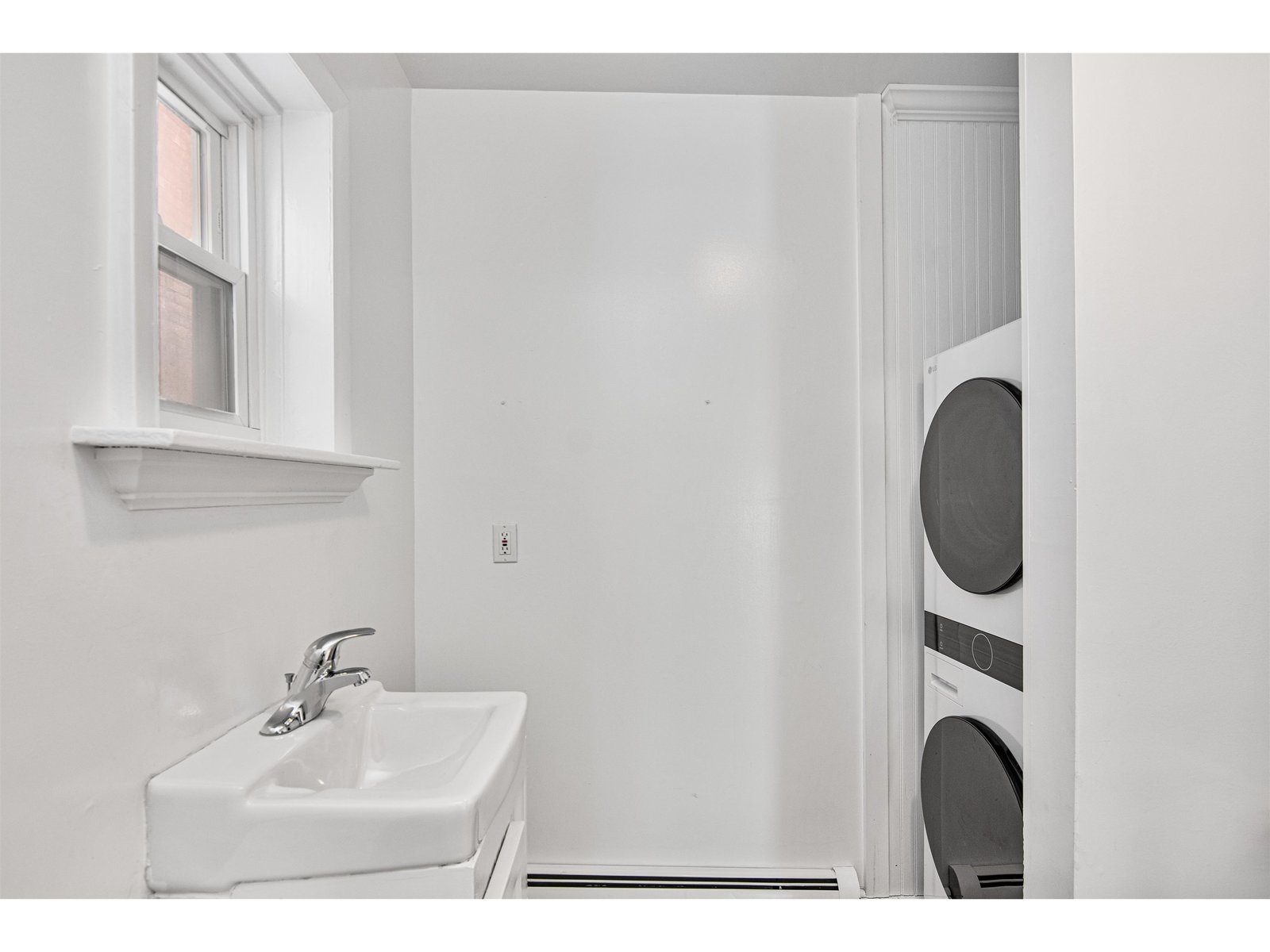 89 College Street, Unit Unit A-2