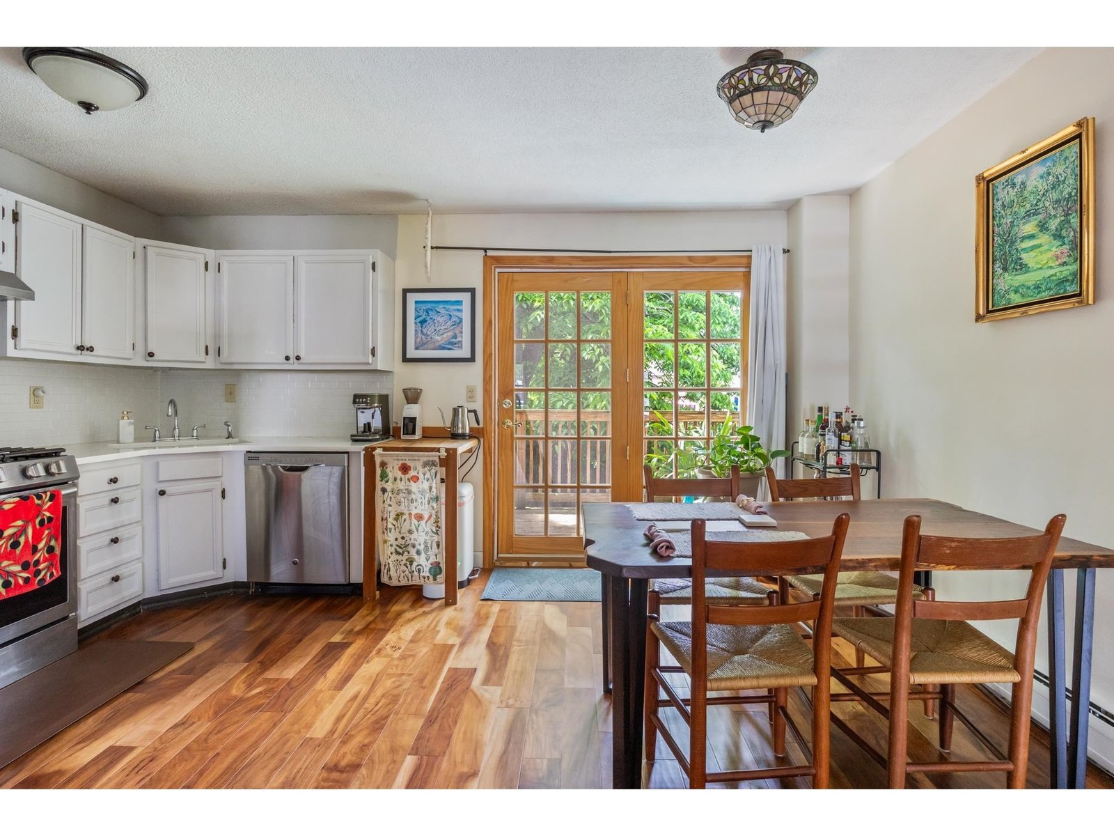 89 North Champlain Street, Unit L